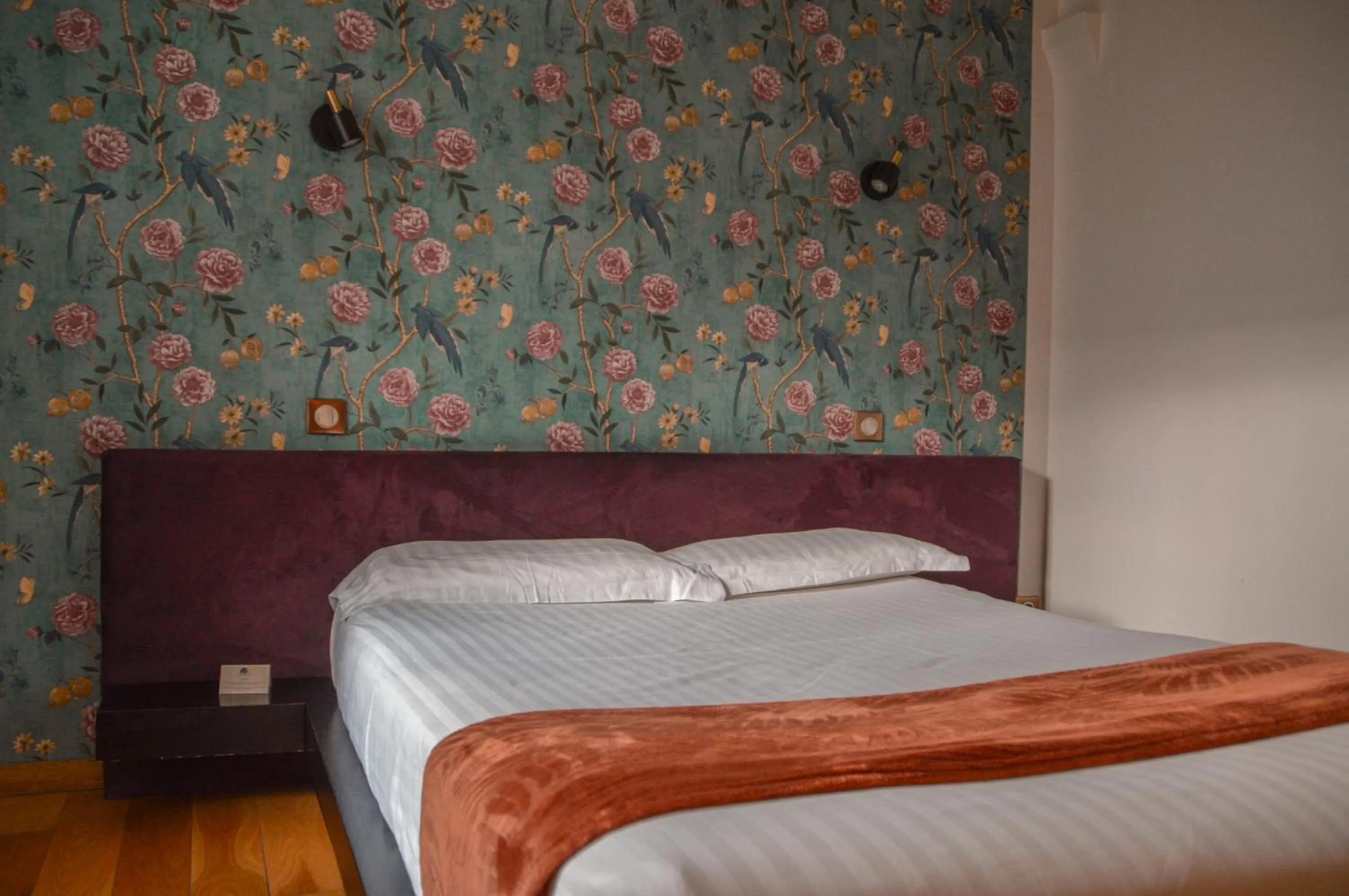 Bed in Hôtel Château La Chèze - Bordeaux Floirac