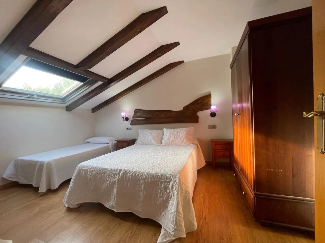 Bedroom, Bed in Hotel Apartamentos Barrau