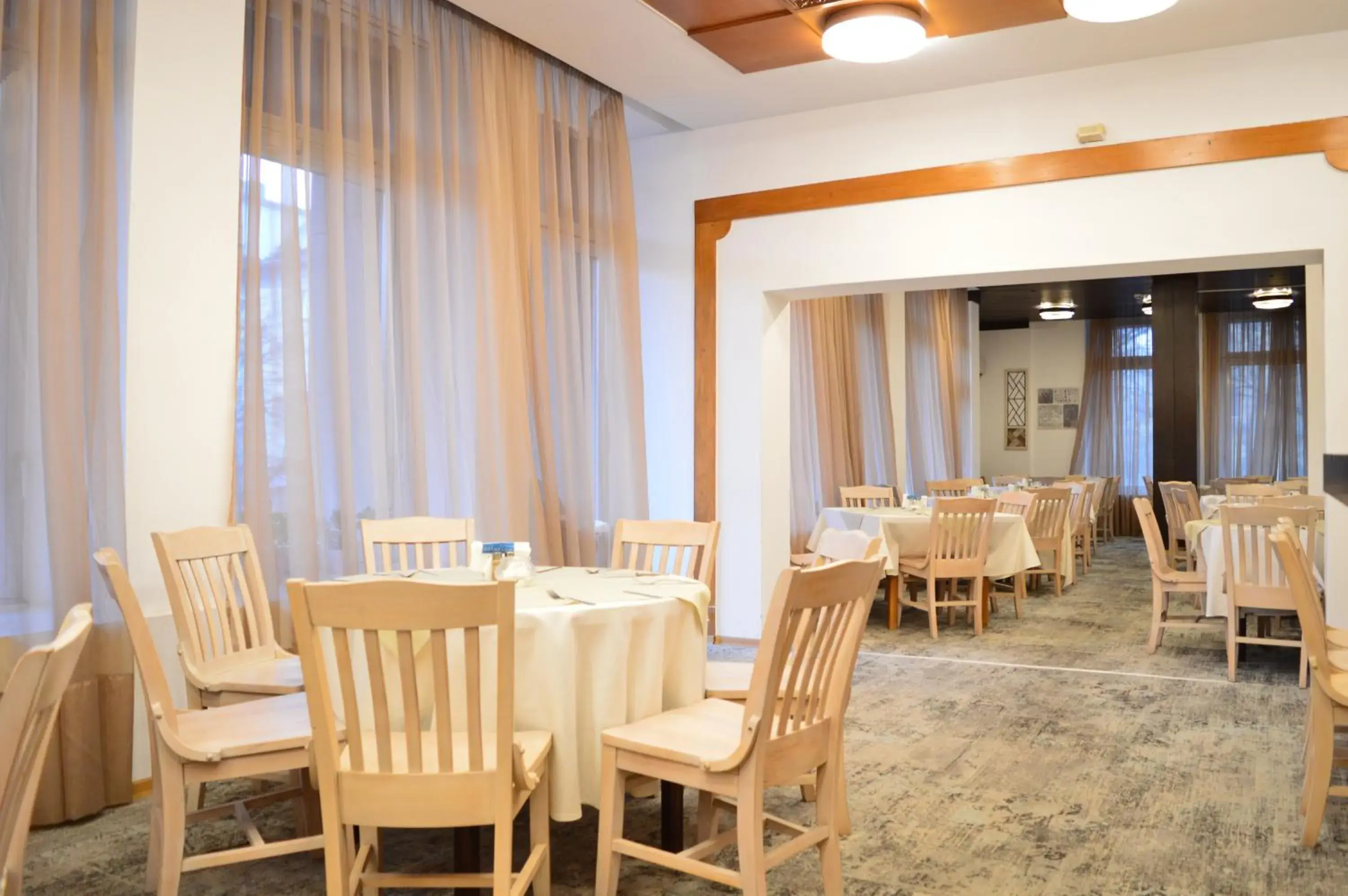 Restaurant/places to eat in Rila Hotel Sofia Restaurant/places to eat in Rila Hotel Sofia