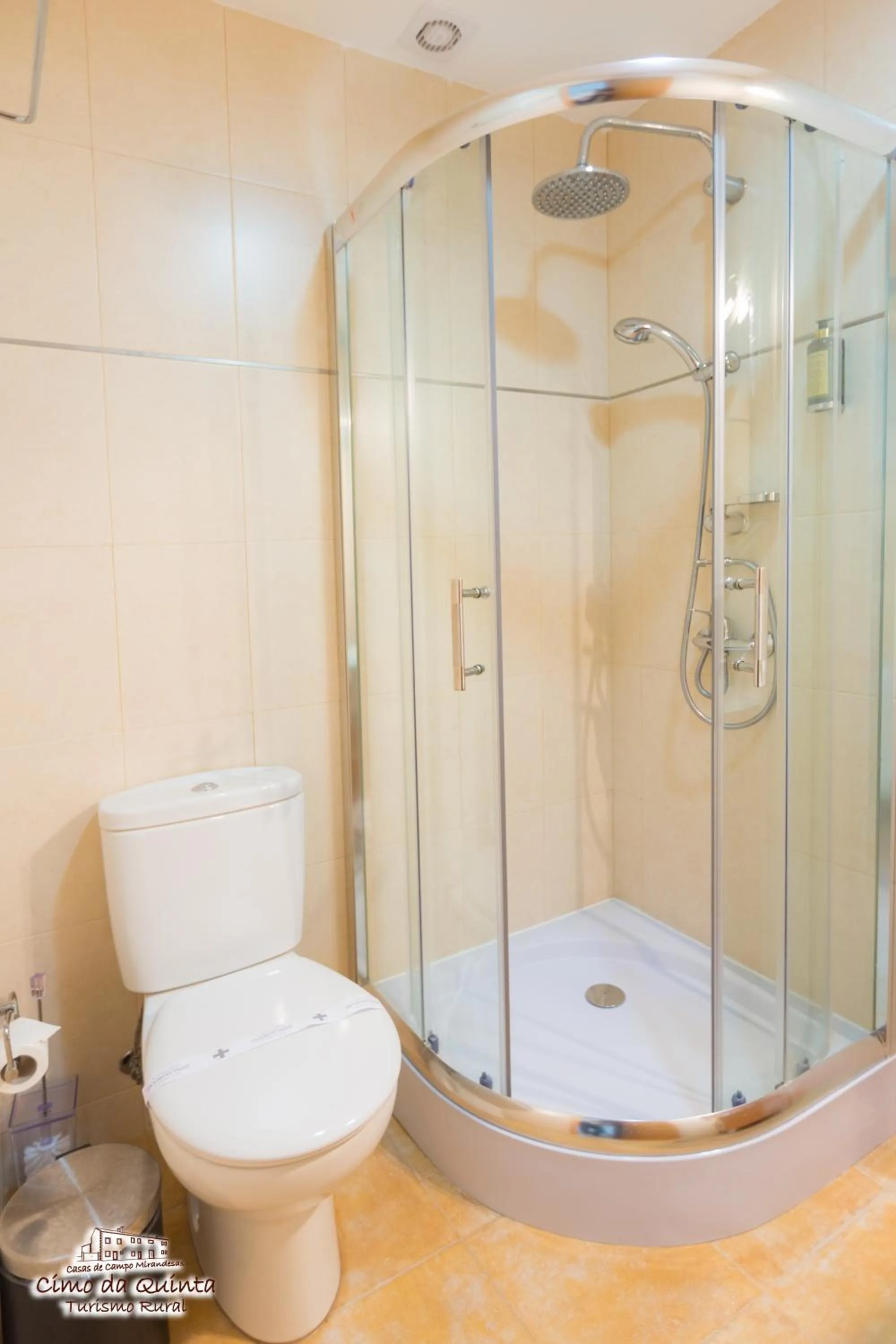 Bathroom in Casas Campo Cimo da Quinta