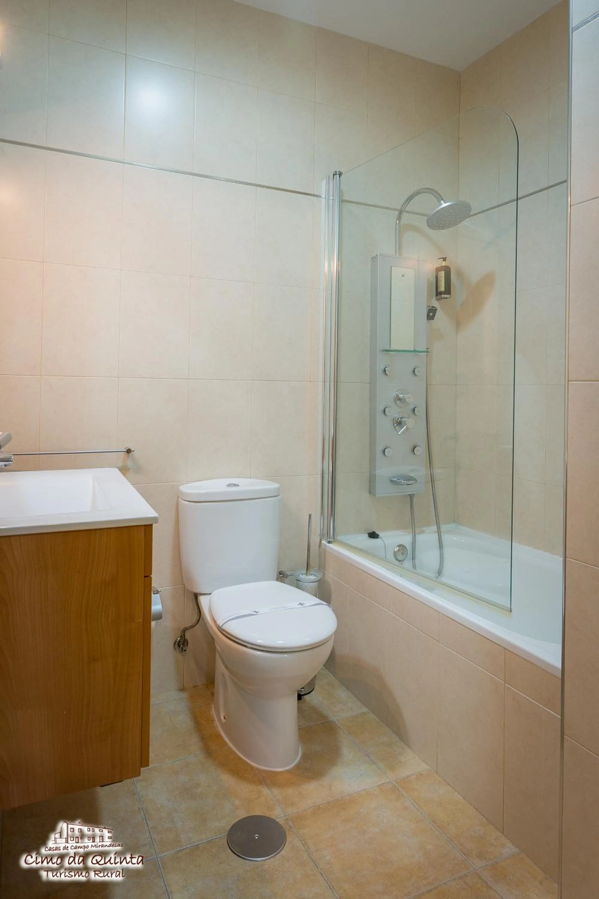 Bathroom in Casas Campo Cimo da Quinta