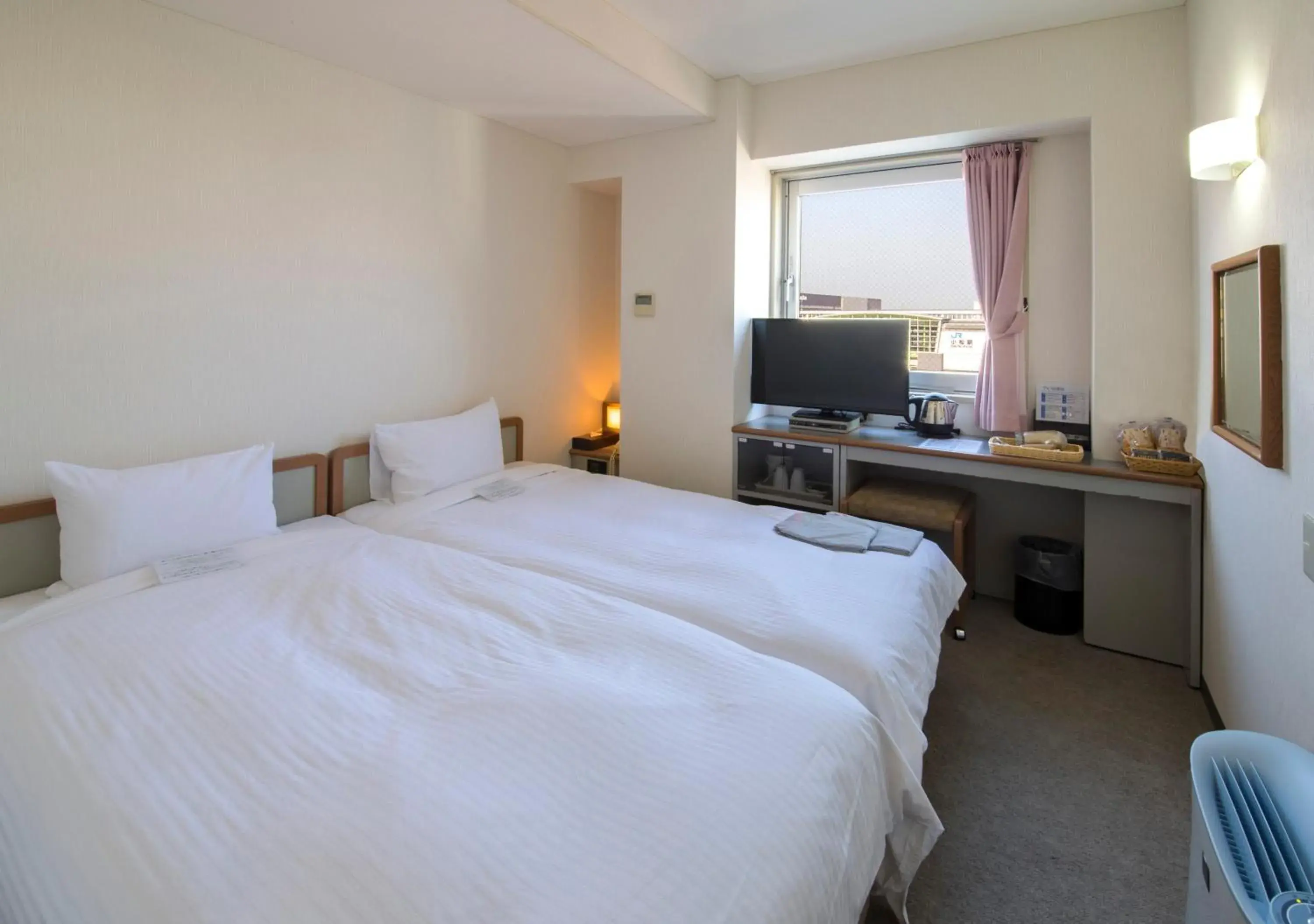 Bed in Hotel Airport Komatsu Bed in Hotel Airport Komatsu