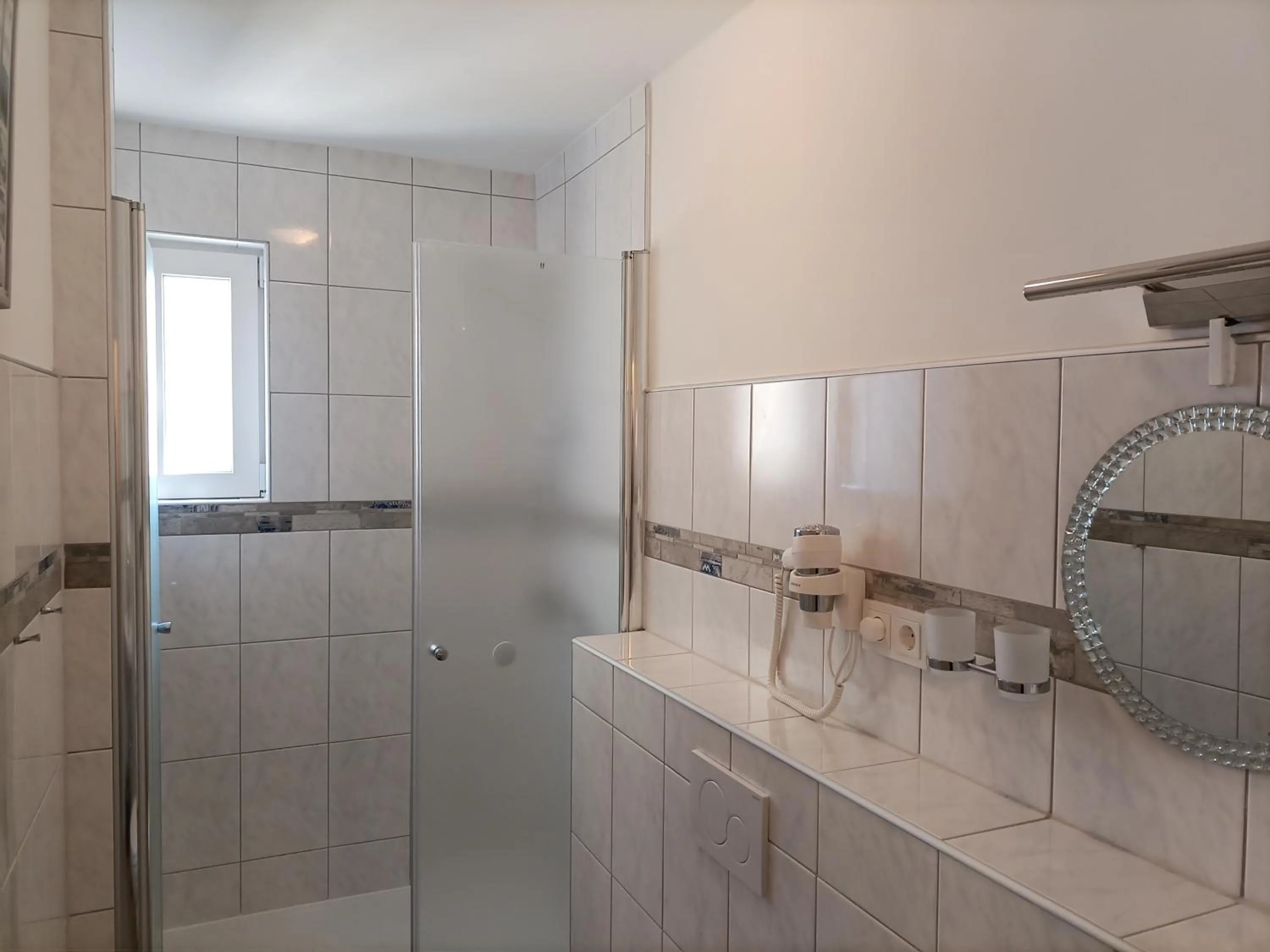 Toilet in Hotel An der Karlstadt