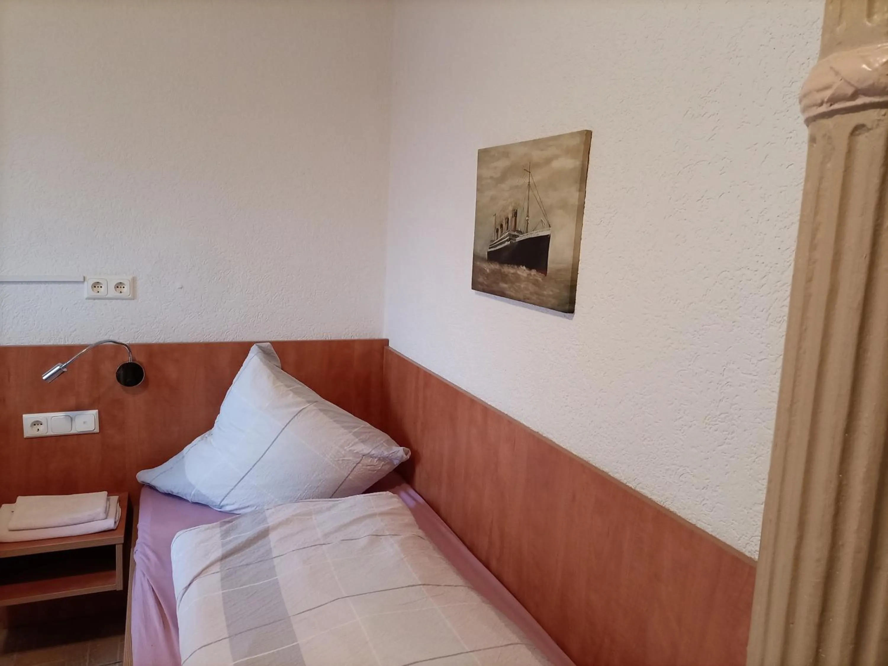 Bed in Hotel An der Karlstadt