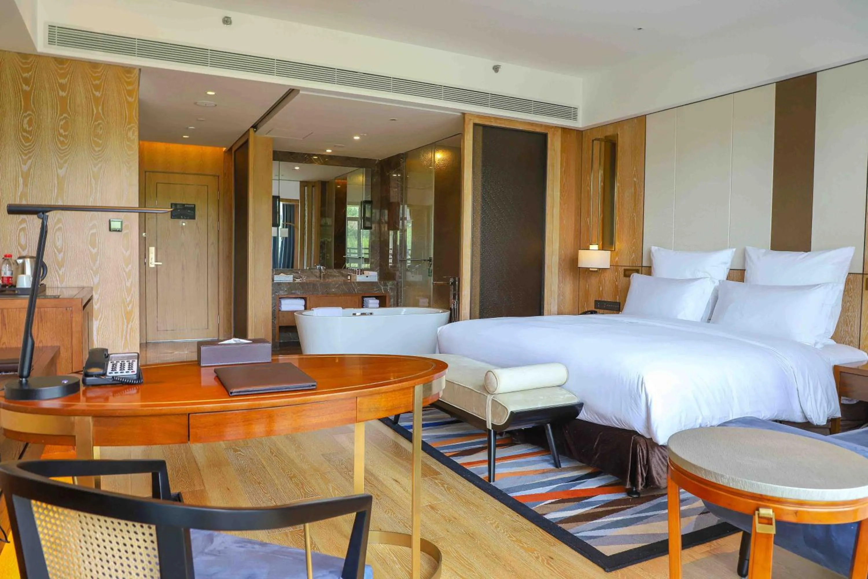 Lounge or bar in Pullman Changbaishan Resort