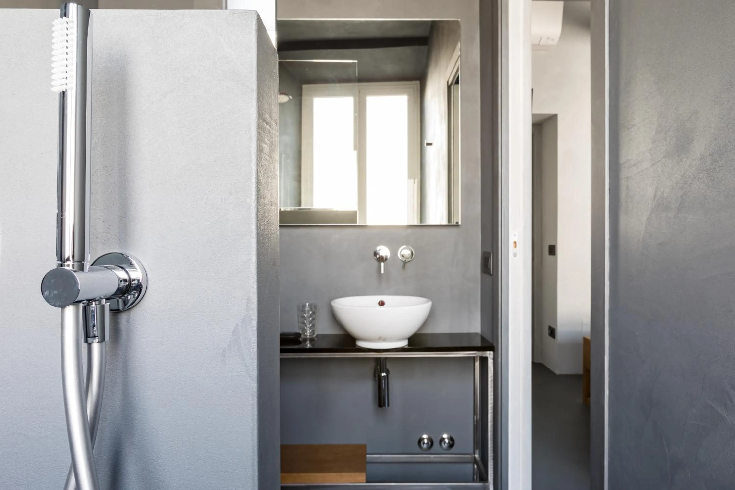 Bathroom in Pietra - The Italian Stay Collection