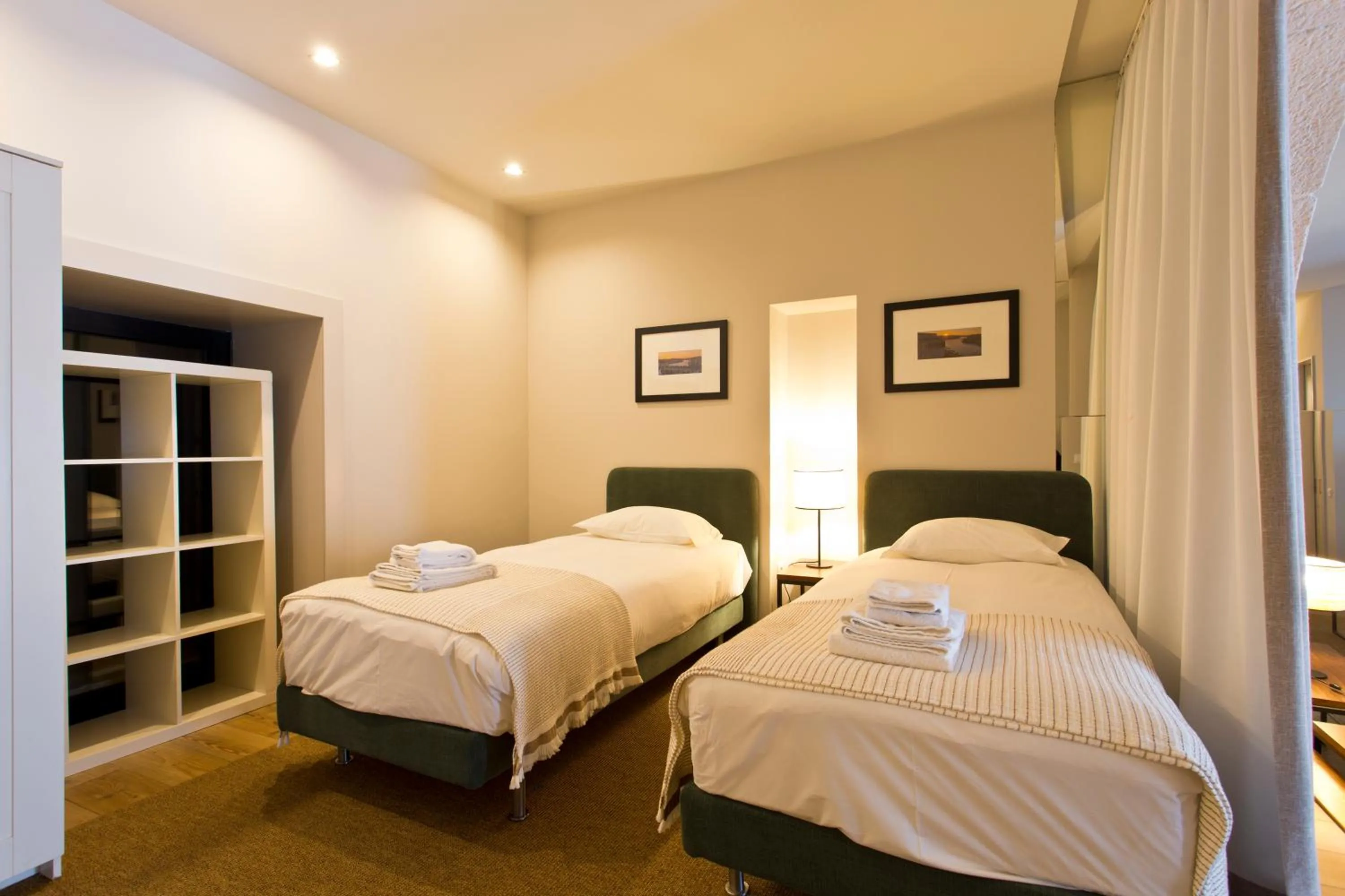 Bedroom, Bed in RVA - Gustave Eiffel Apartments