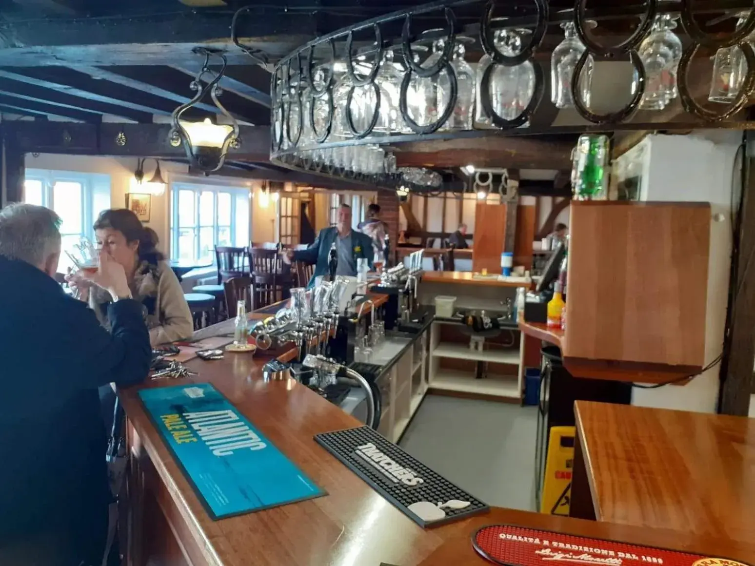 Lounge or bar in The Bear Inn and Burwash Motel Lounge or bar in The Bear Inn and Burwash Motel