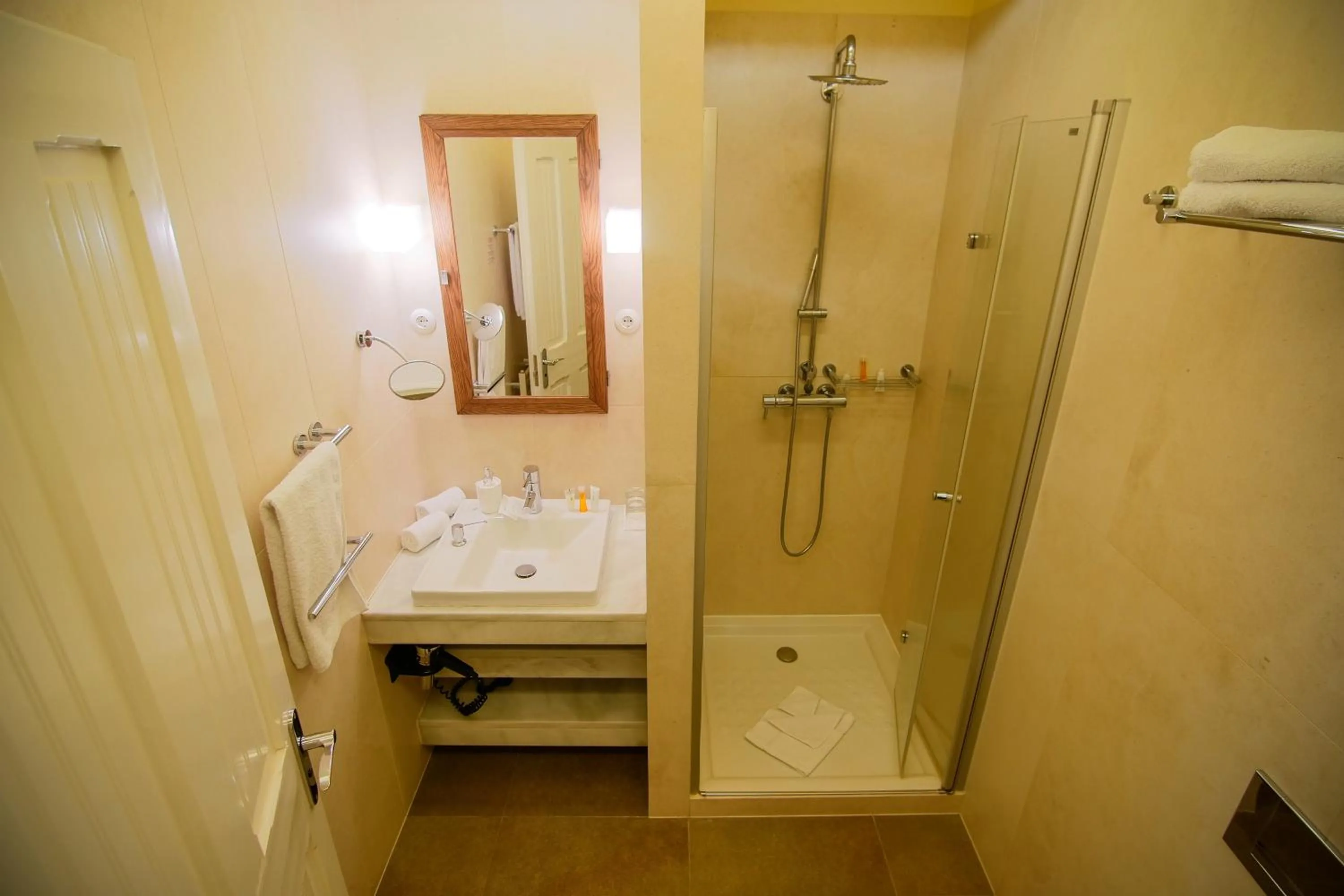 Bathroom in Hotel Pacsirta