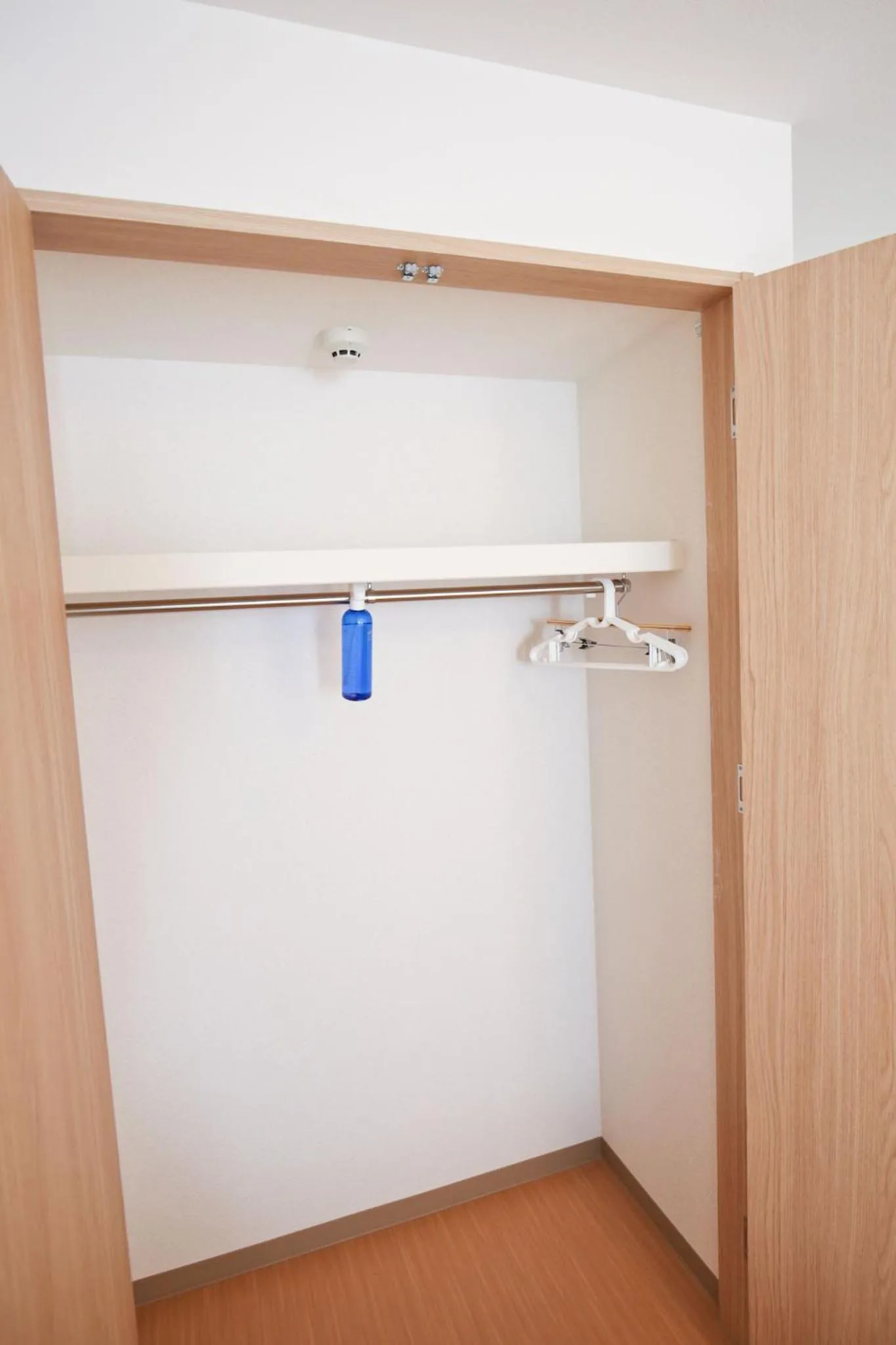 Photo of the whole room in Connect Inn