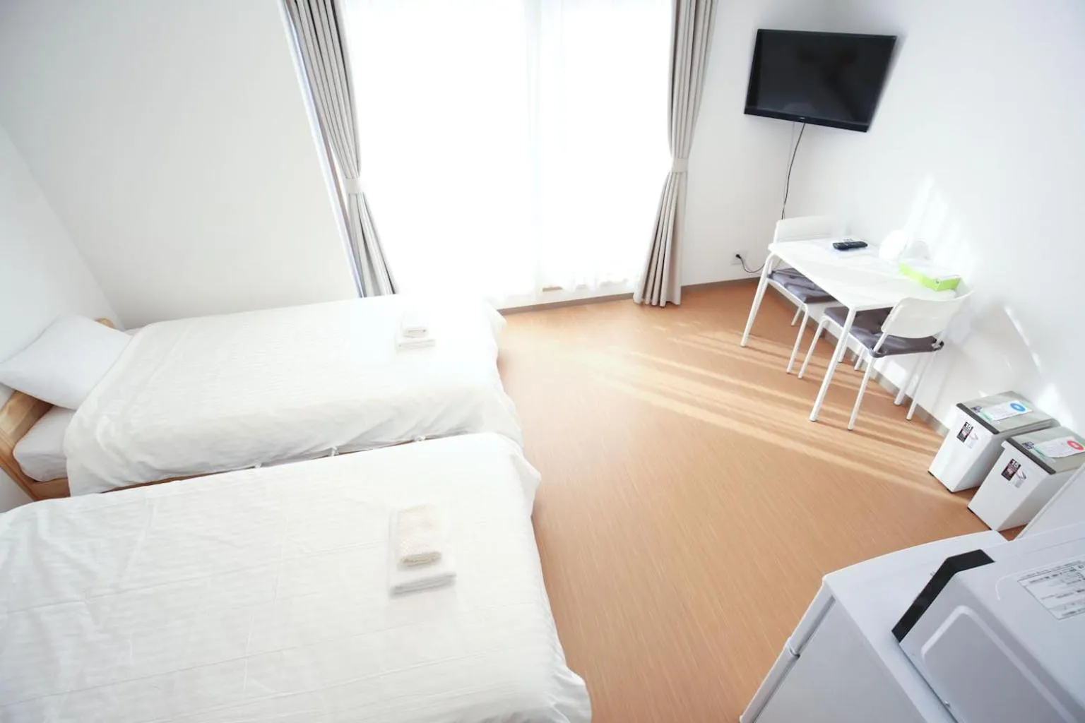 Living room, Bed in Connect Inn