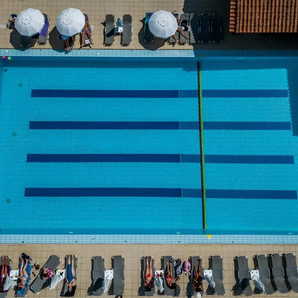 Swimming pool in Perkes Hotel Complex Swimming pool in Perkes Hotel Complex