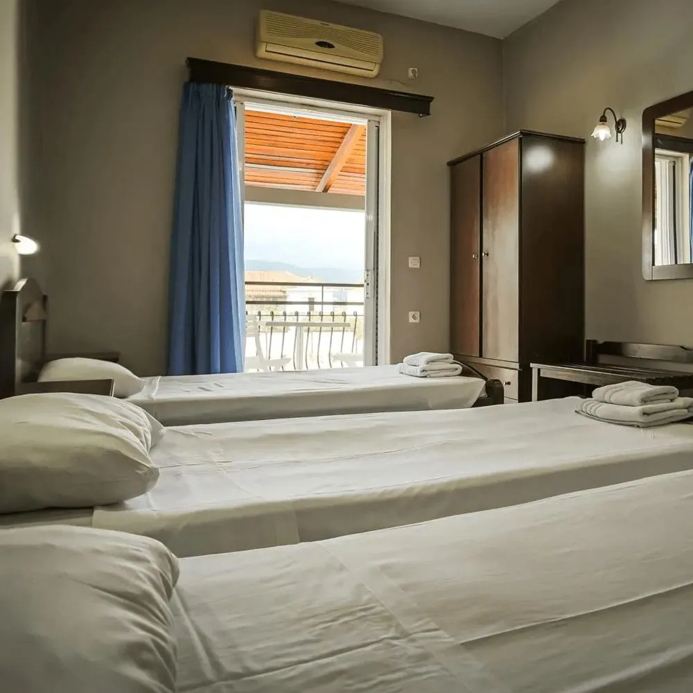 Bedroom, Bed in Perkes Hotel Complex