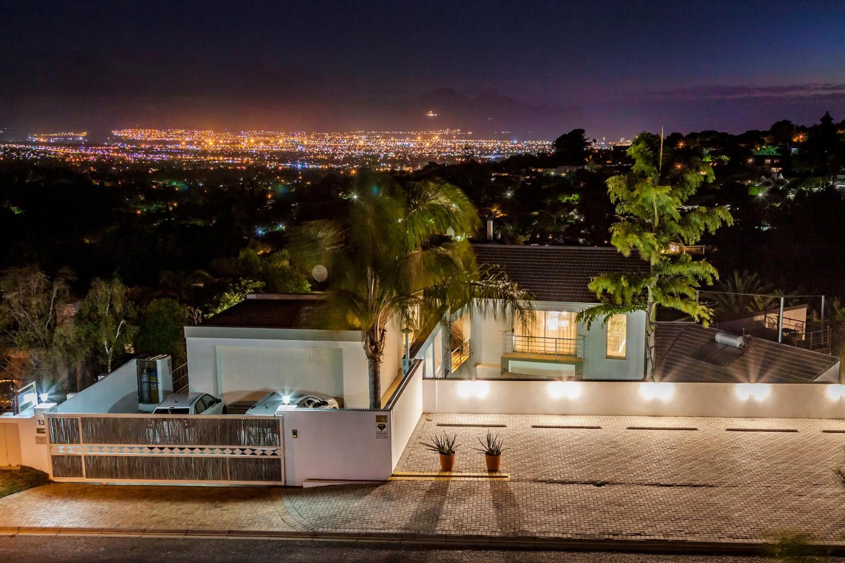 Property building in Morgen Guesthouse Somerset West