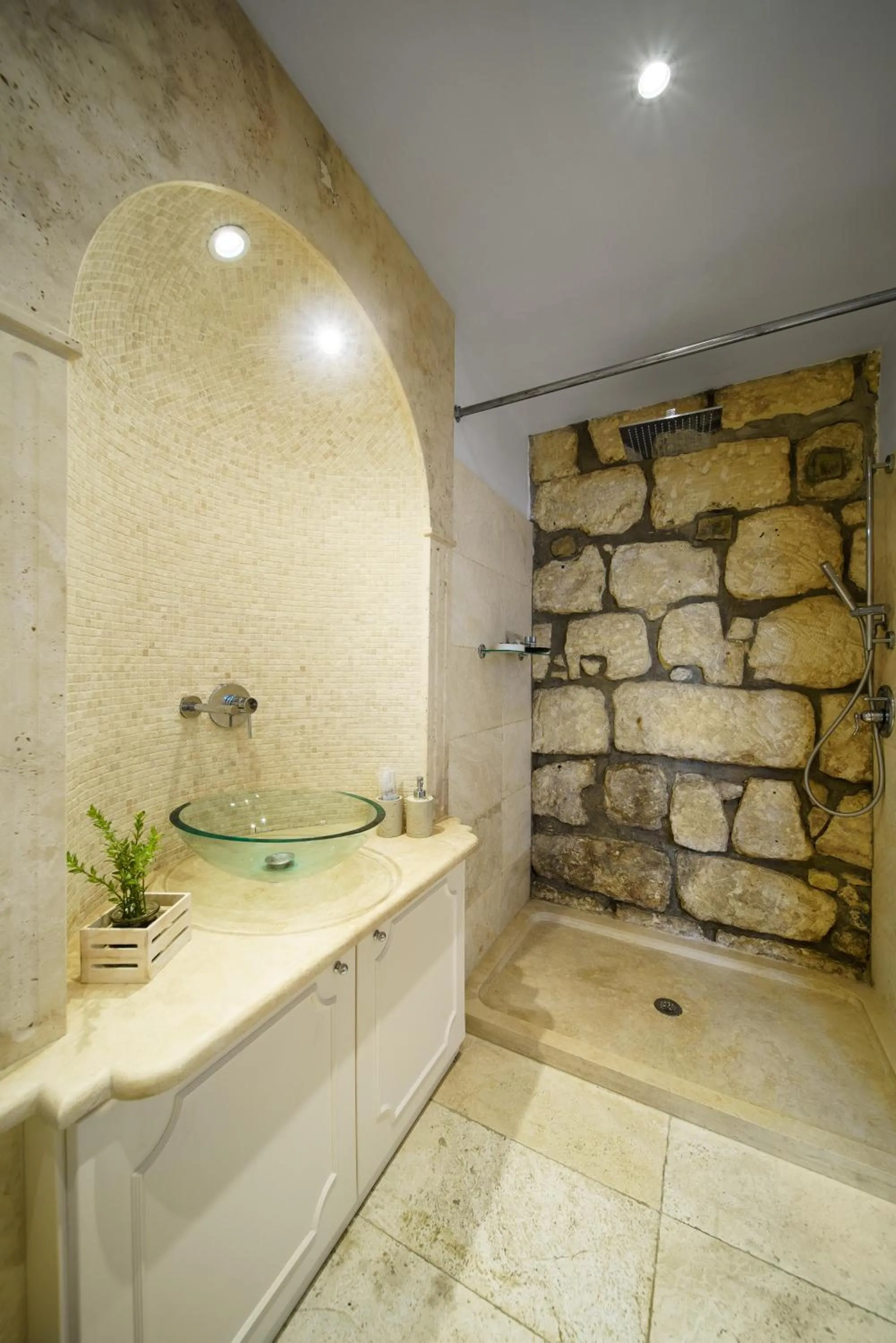 Castello House