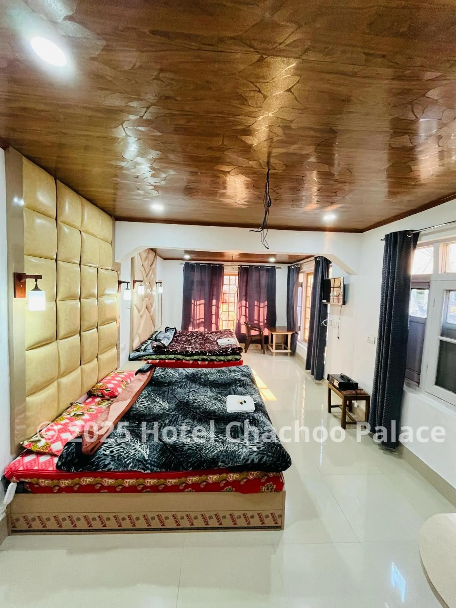 Bed in Hotel Chachoo Palace