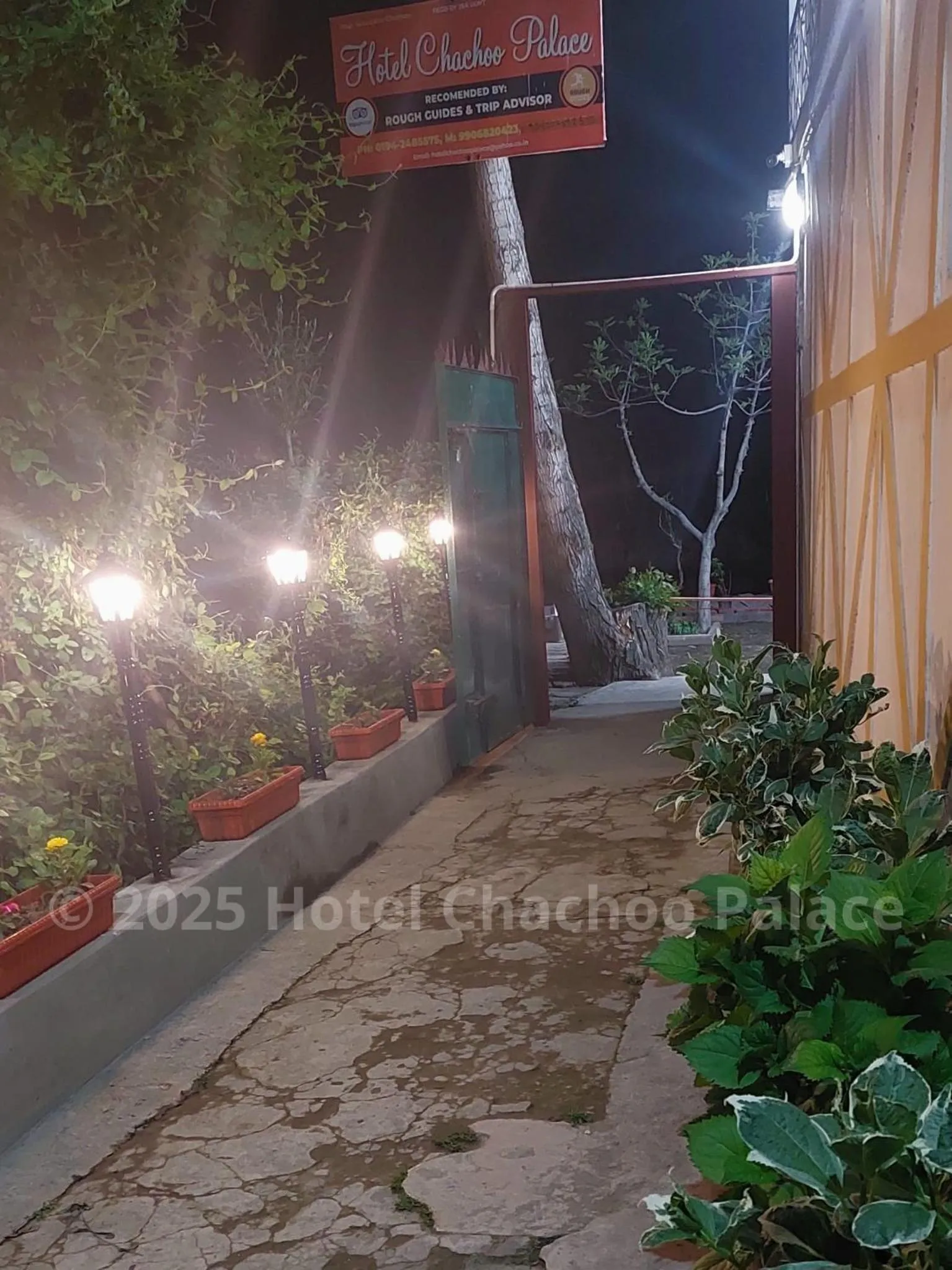 Property building in Hotel Chachoo Palace