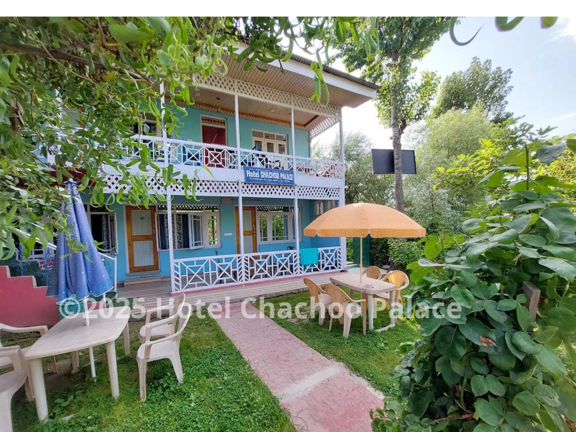 Hotel Chachoo Palace
