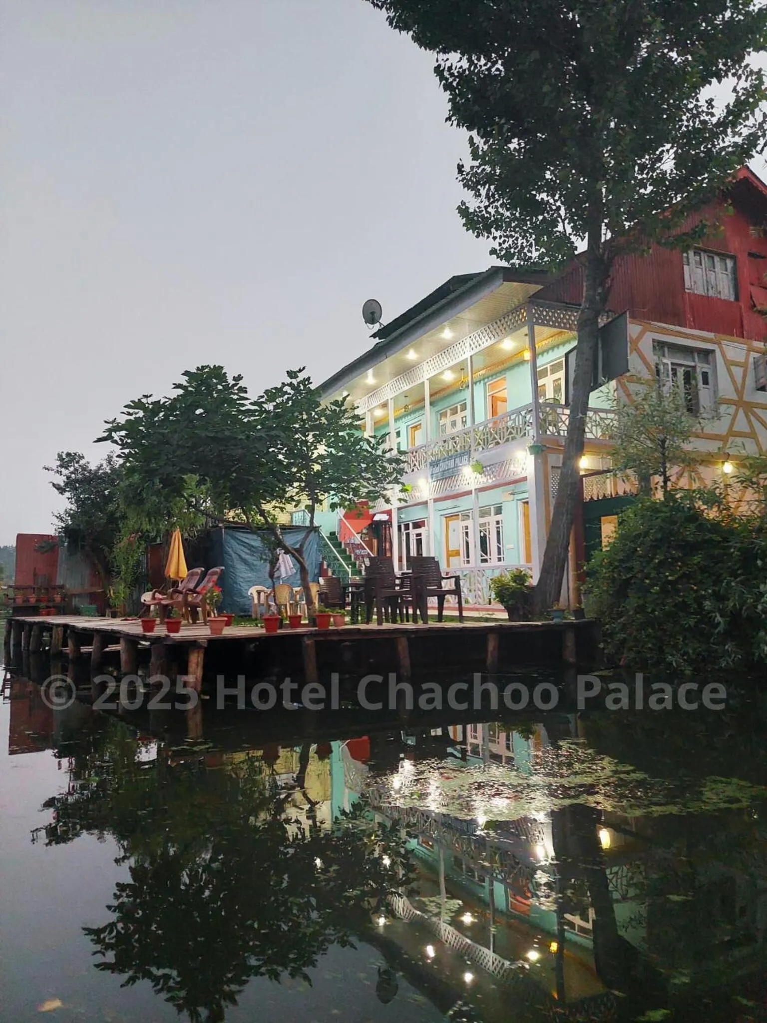 Property building in Hotel Chachoo Palace
