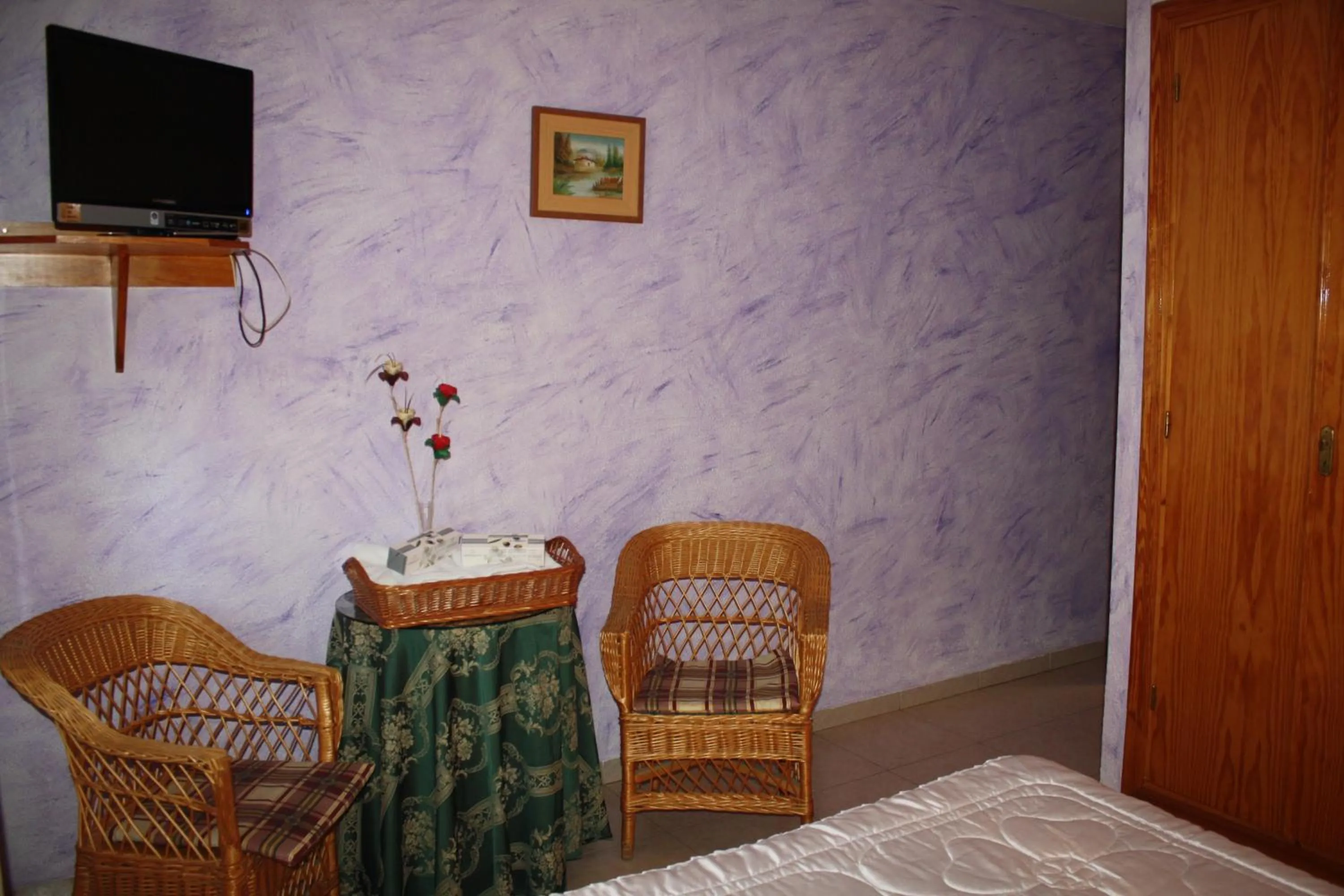 Photo of the whole room in Hotel Carvajal