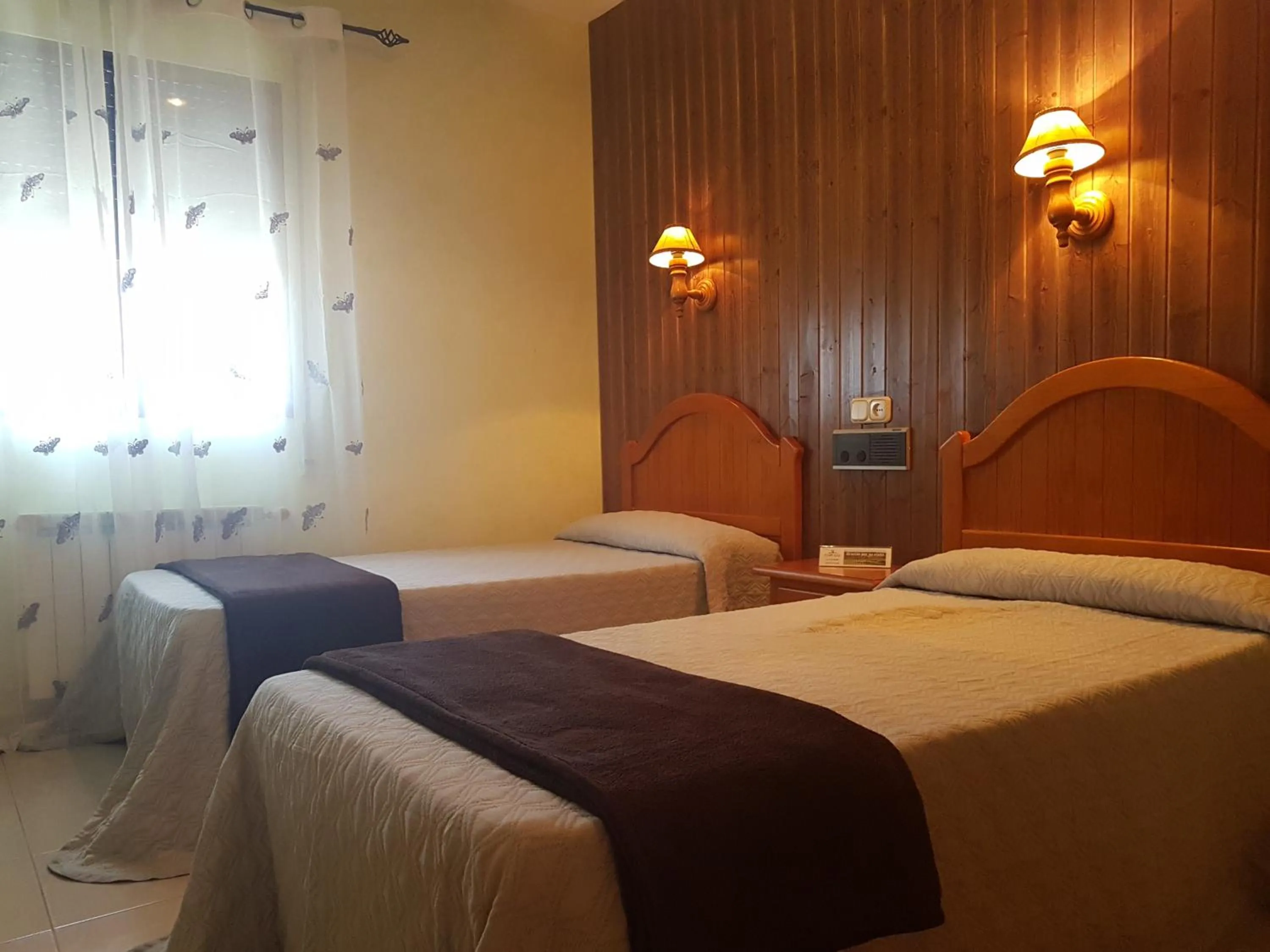 Photo of the whole room, Bed in Hotel Carvajal