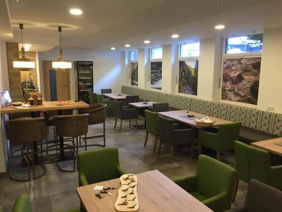 Restaurant/places to eat in Pension Lagler