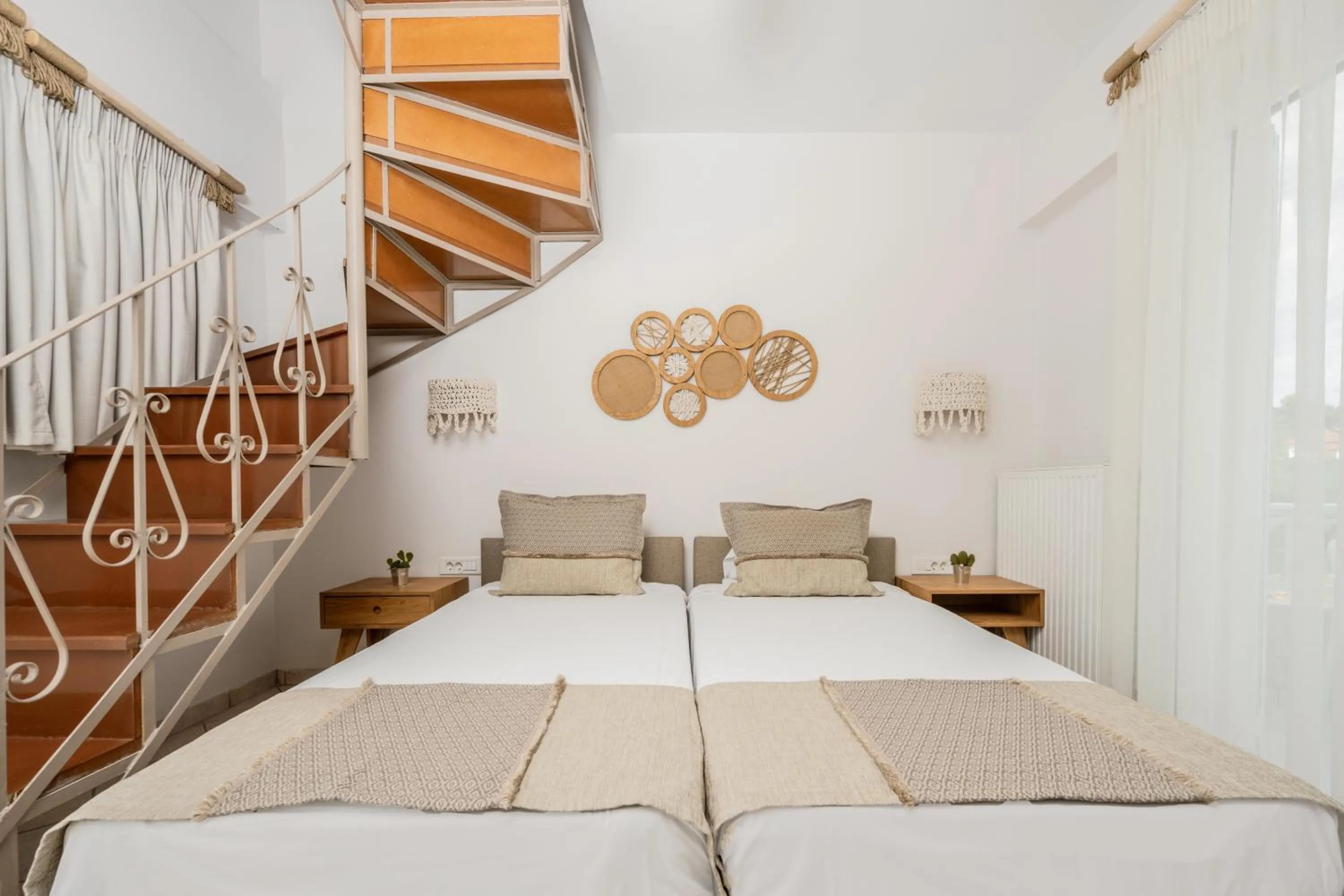 One-Bedroom Apartment in Spiros Family Apts
