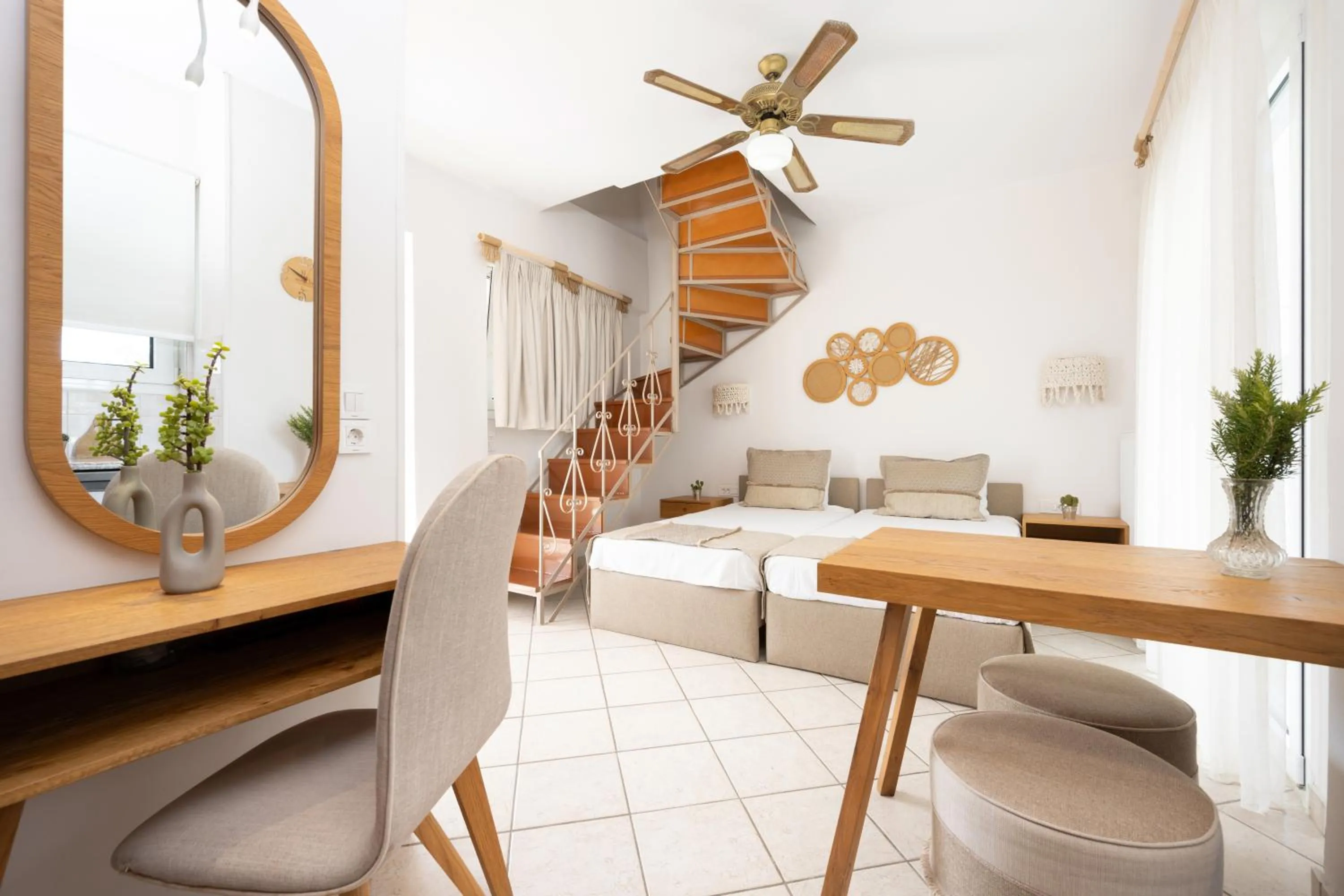 One-Bedroom Apartment in Spiros Family Apts