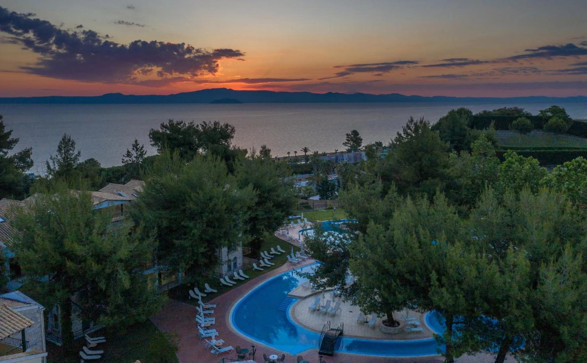 Pool view in Lesse Hotel