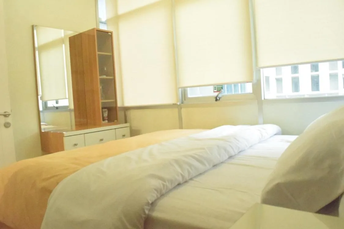 Bedroom, Bed in Pakubuwono Terrace Apartment