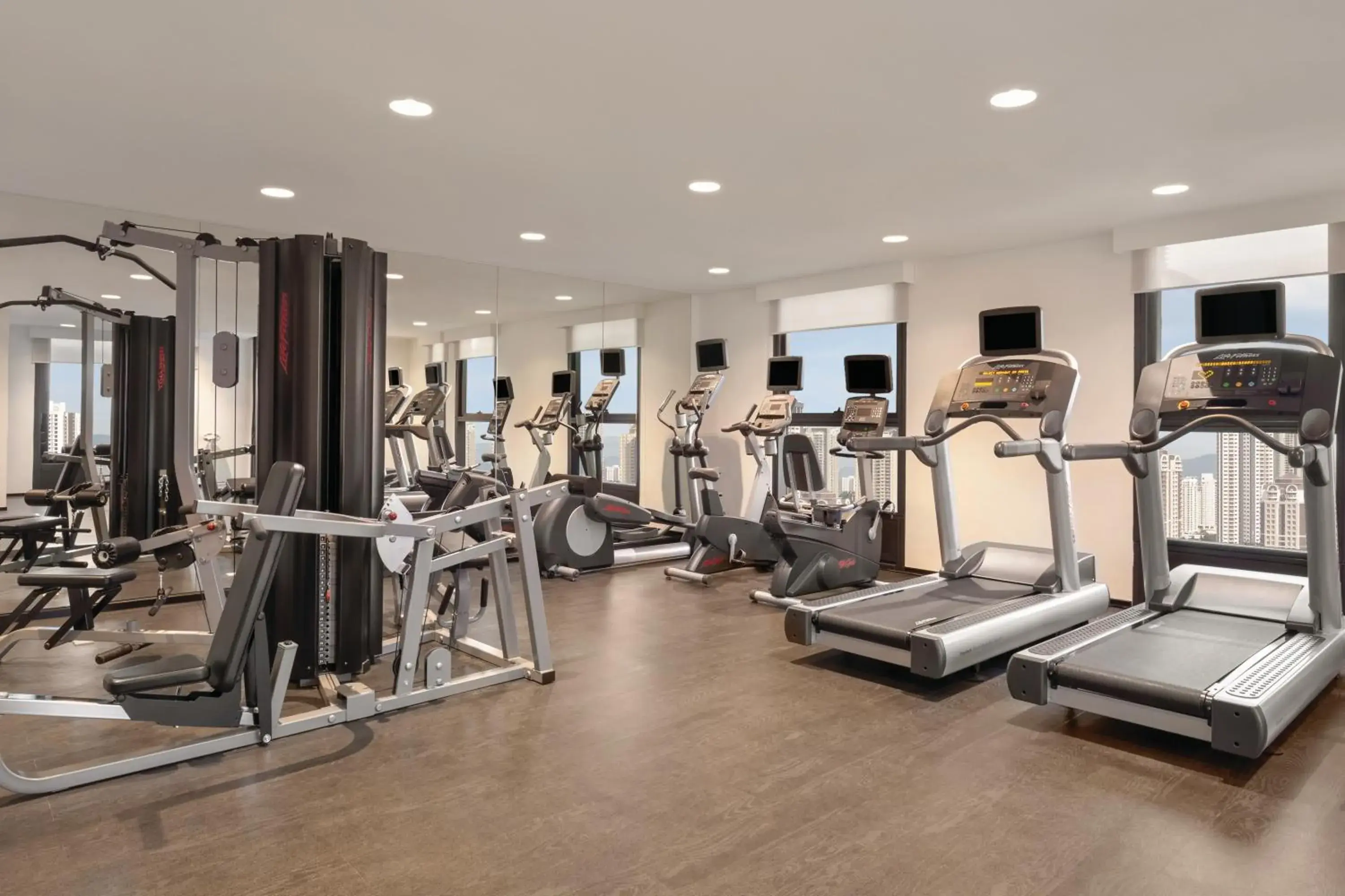 Fitness centre/facilities in Hyatt House Kuala Lumpur, Mont Kiara Fitness centre/facilities in Hyatt House Kuala Lumpur, Mont Kiara