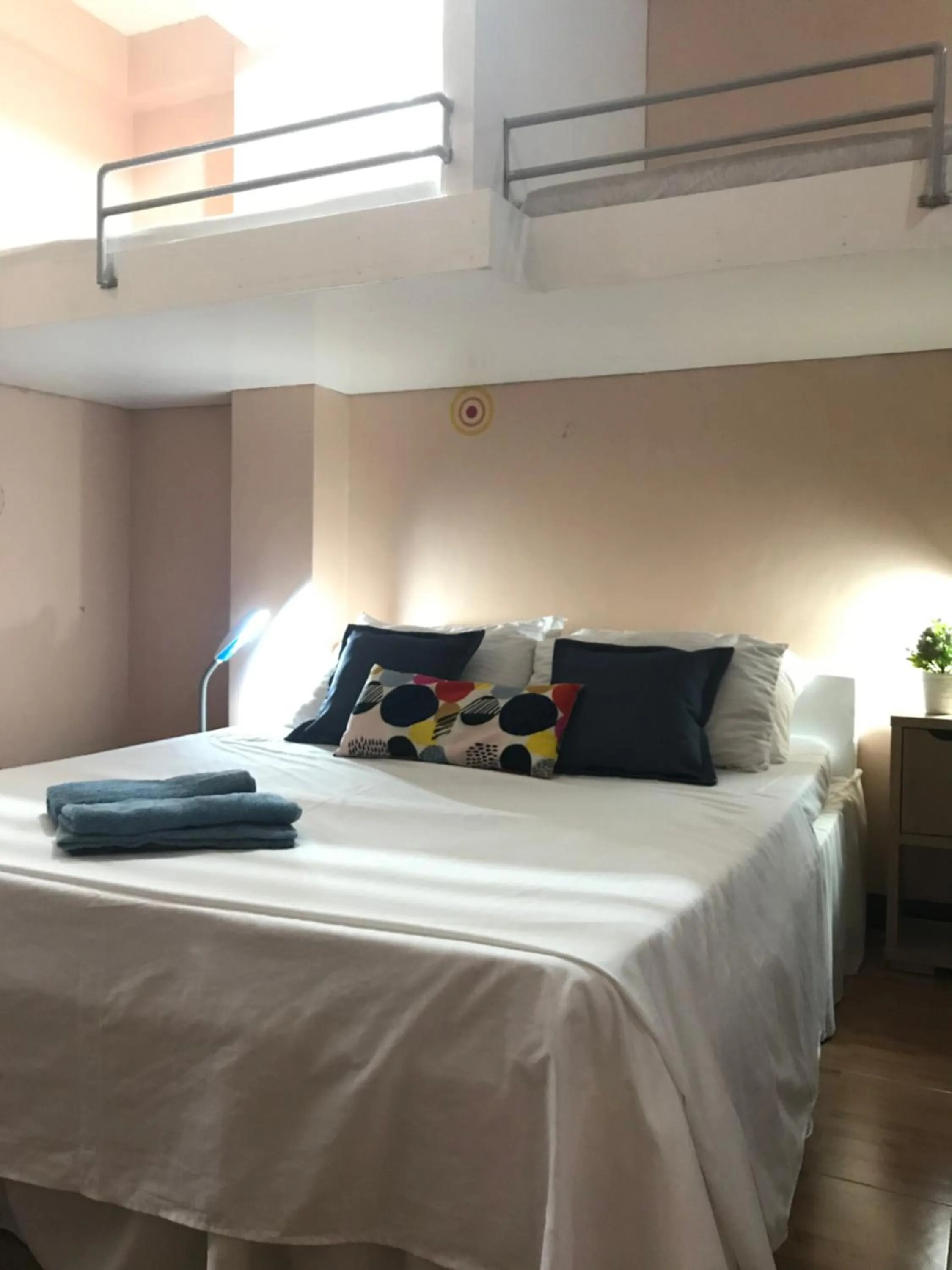 Bed in Palompon lodge