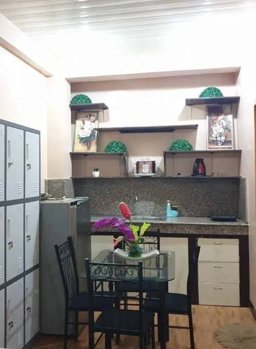 Kitchen or kitchenette in Palompon lodge