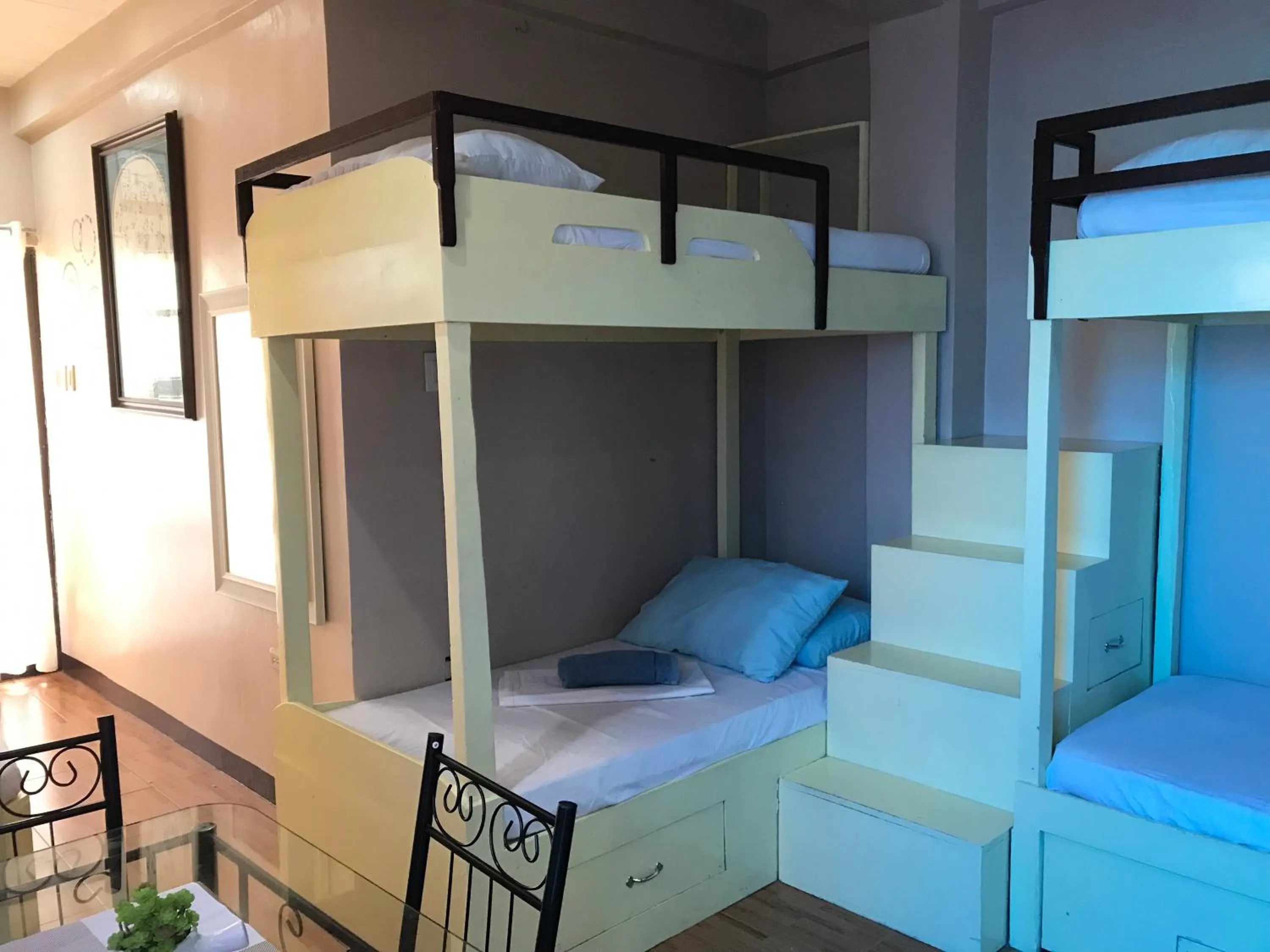 bunk bed, Bed in Palompon lodge