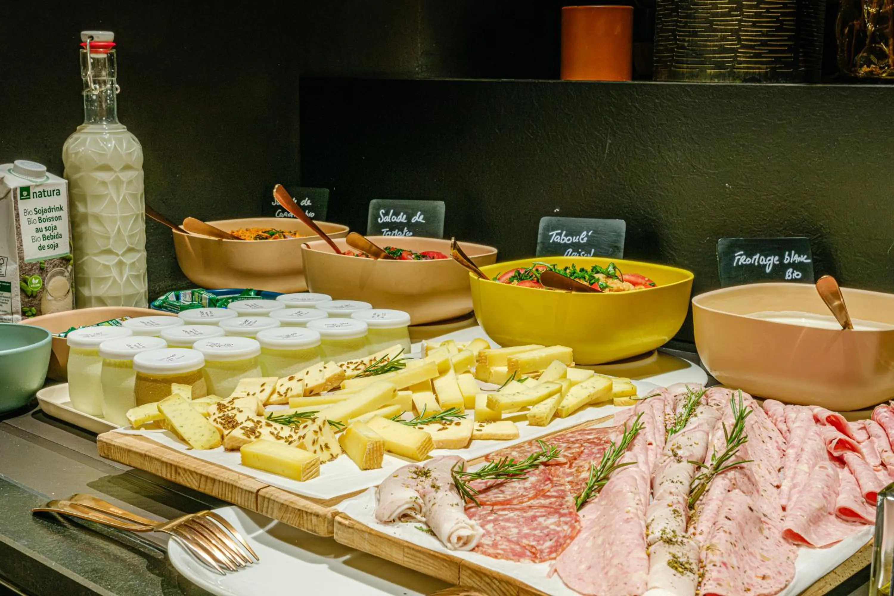 Food and drinks in Hôtel Tandem - Boutique Hôtel