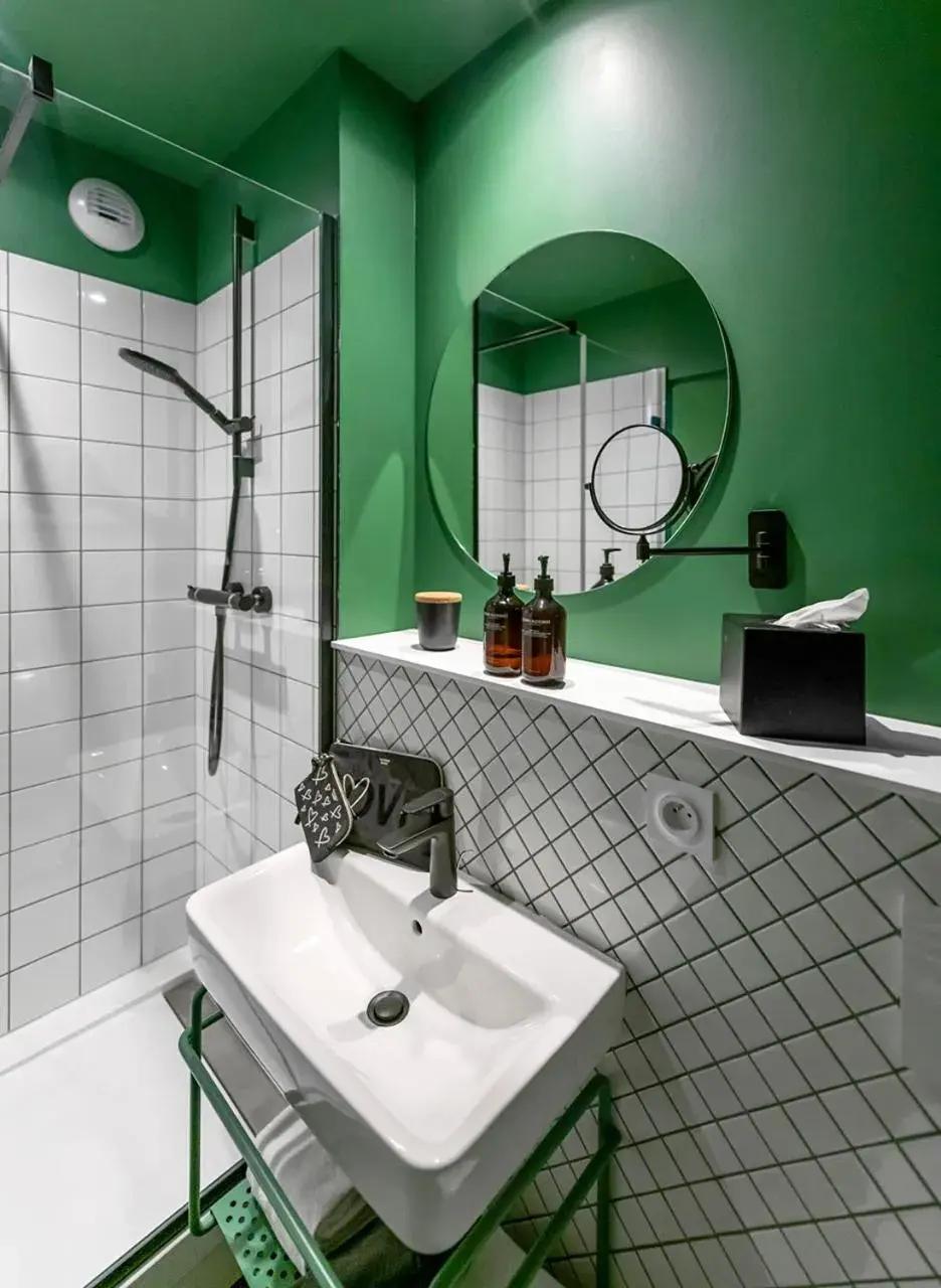 Bathroom in Hôtel Tandem - Boutique Hôtel