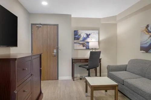 Best Western Plus Grand-Sault Hotel & Suites