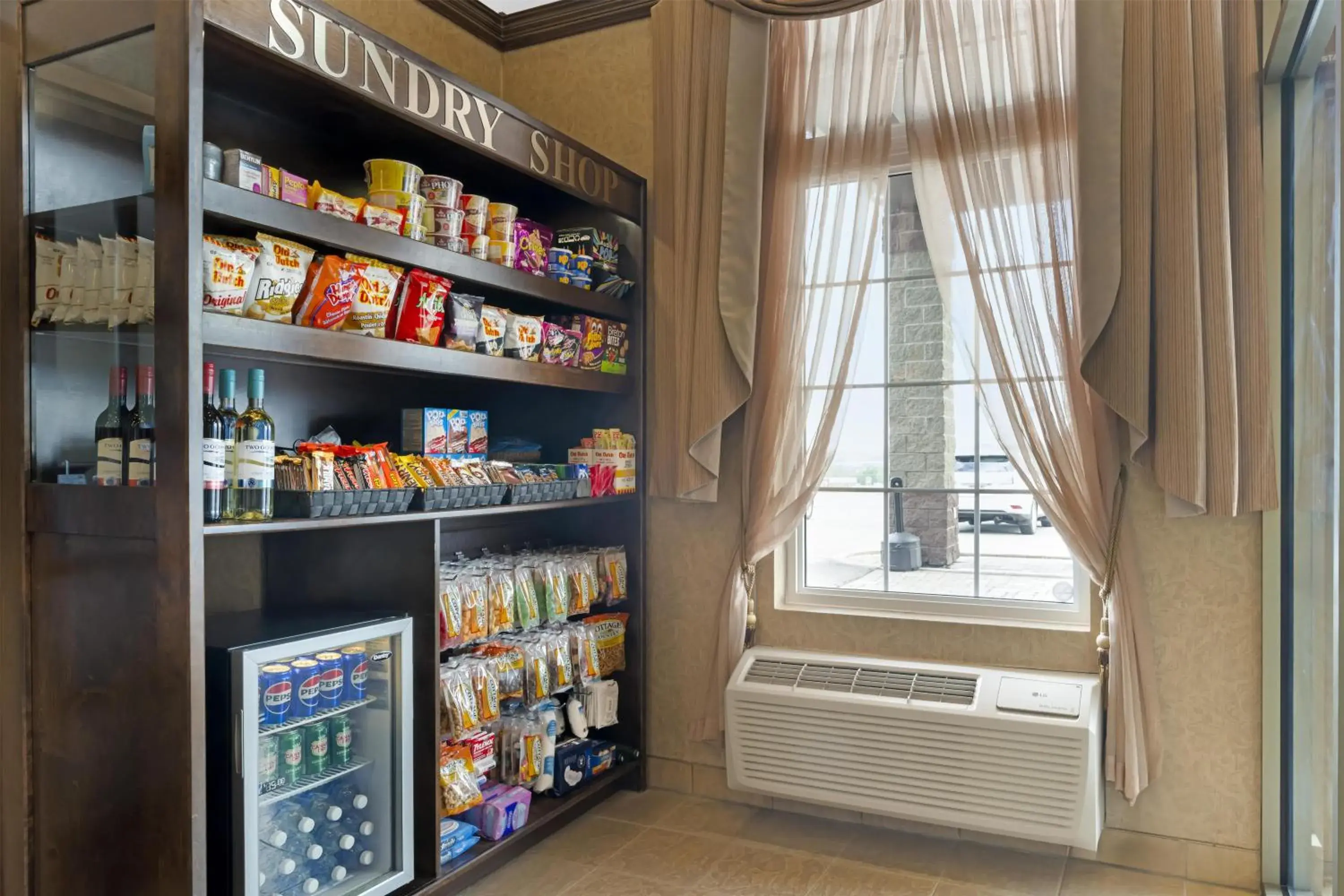 Property building in Best Western Plus Grand-Sault Hotel & Suites Property building in Best Western Plus Grand-Sault Hotel & Suites