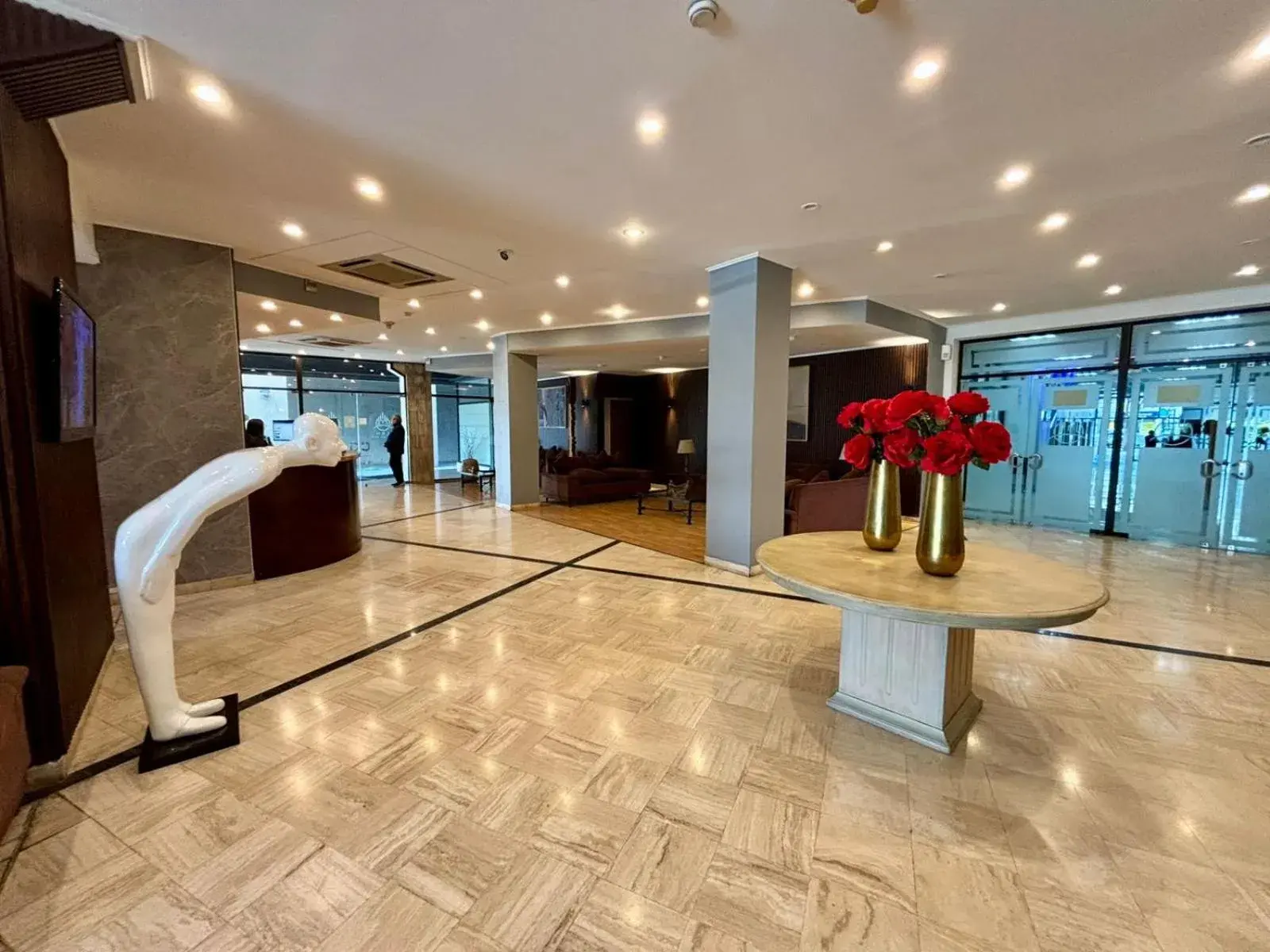 Lobby or reception in LRH Viña del Mar and Convention Center - Ex Gala Hotel Lobby or reception in LRH Viña del Mar and Convention Center - Ex Gala Hotel