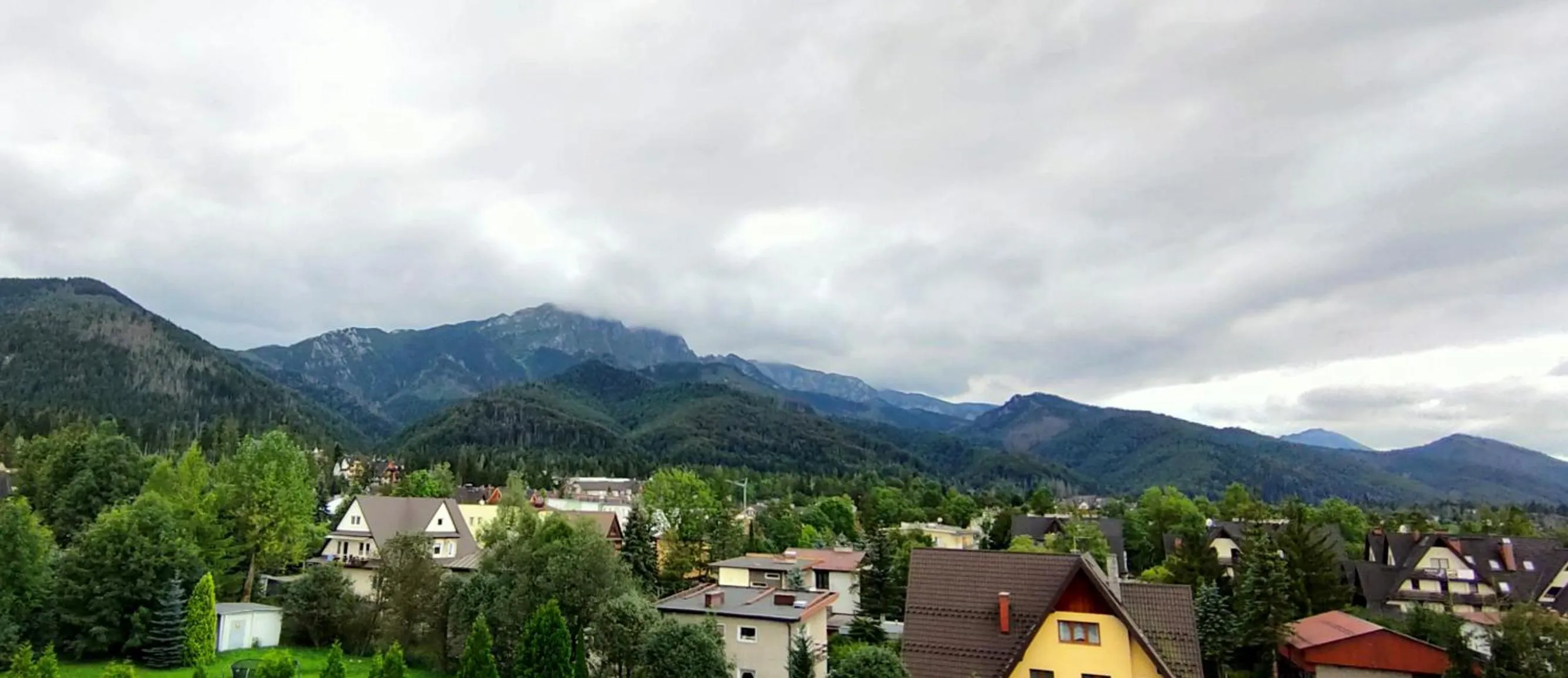 Neighbourhood in Hyrny