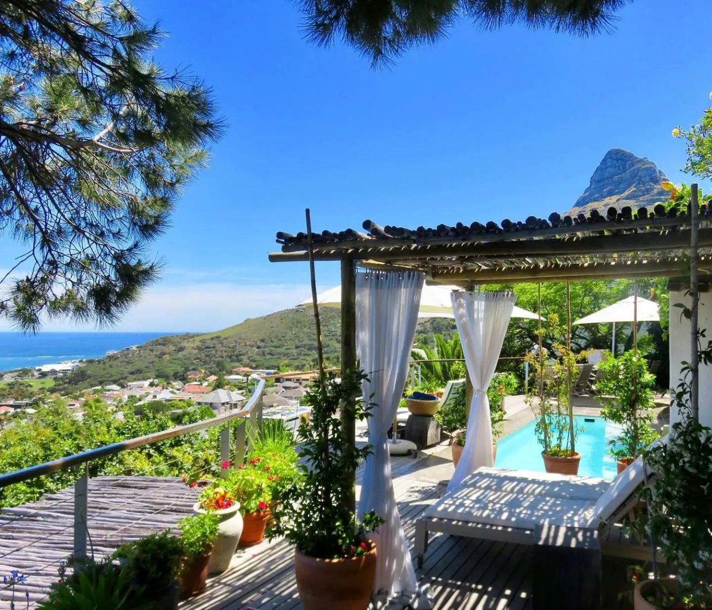 Property building in Boutique@10