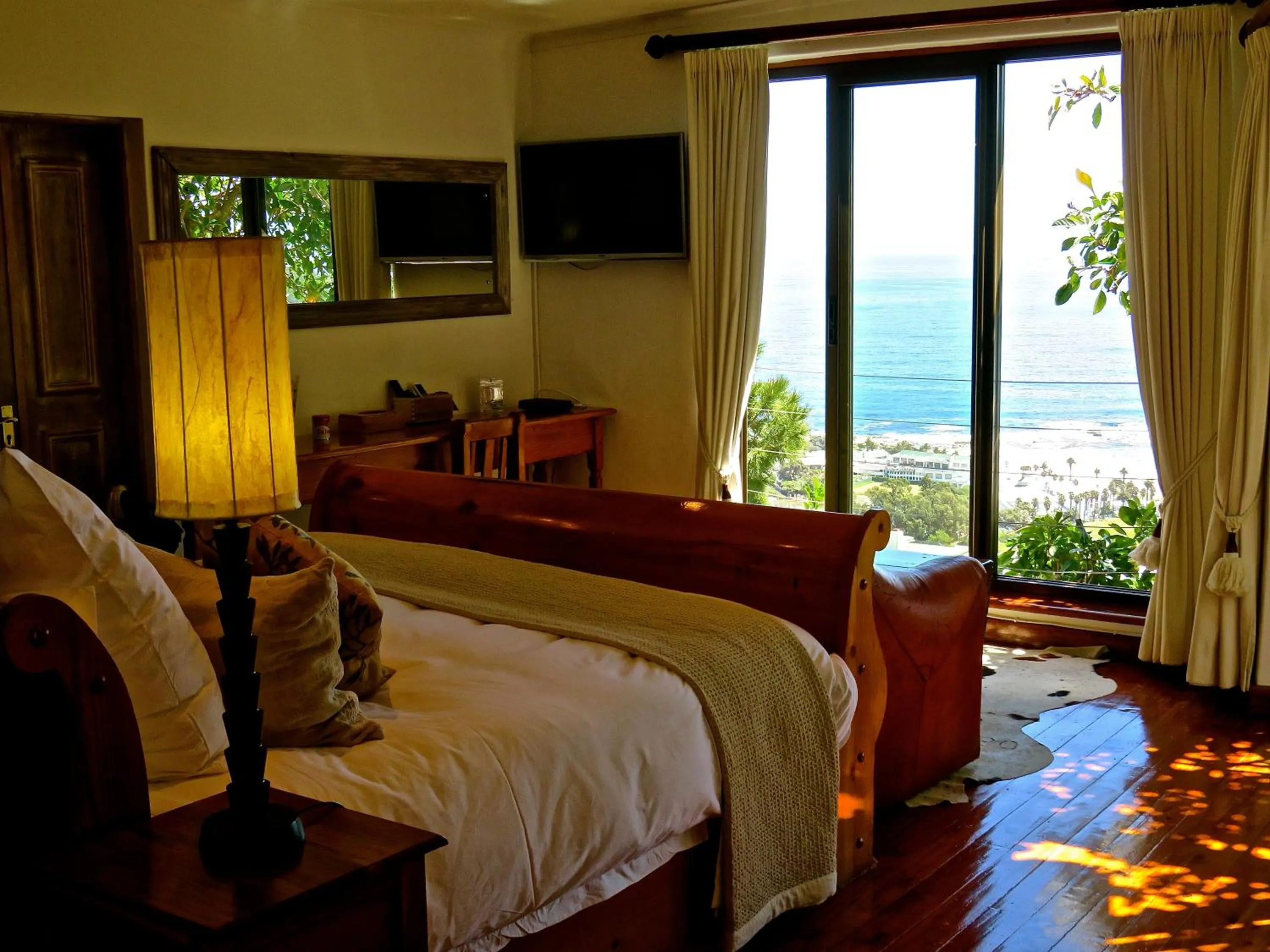 Nearby landmark, Bed in Boutique@10