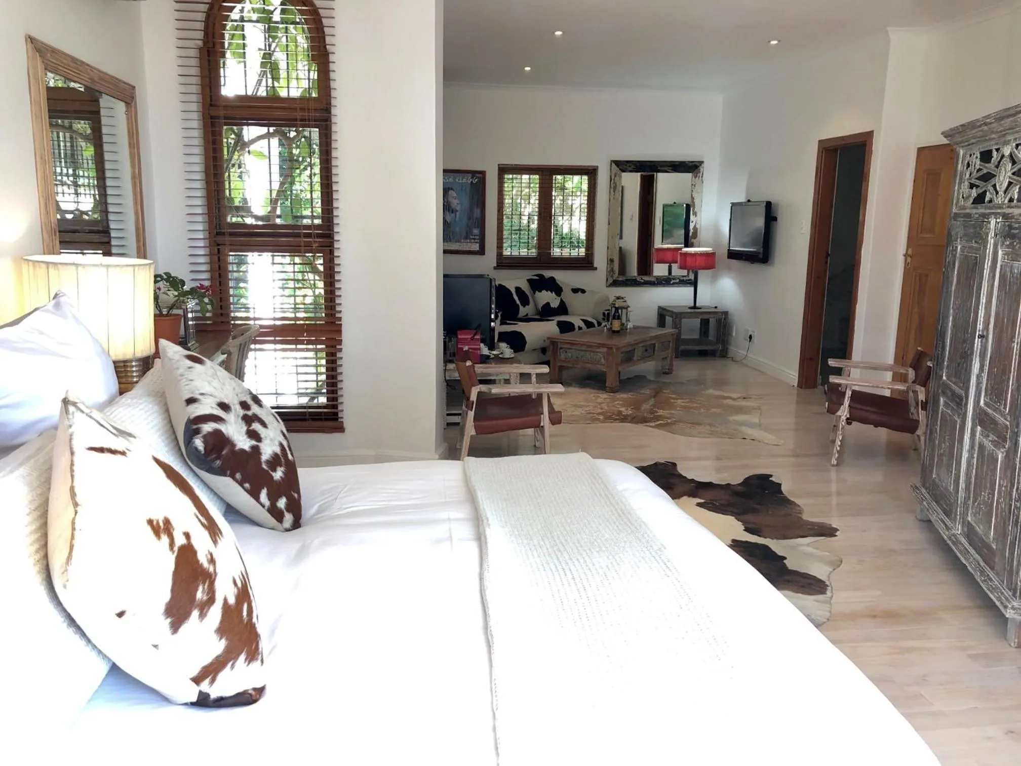 Property building in Boutique@10