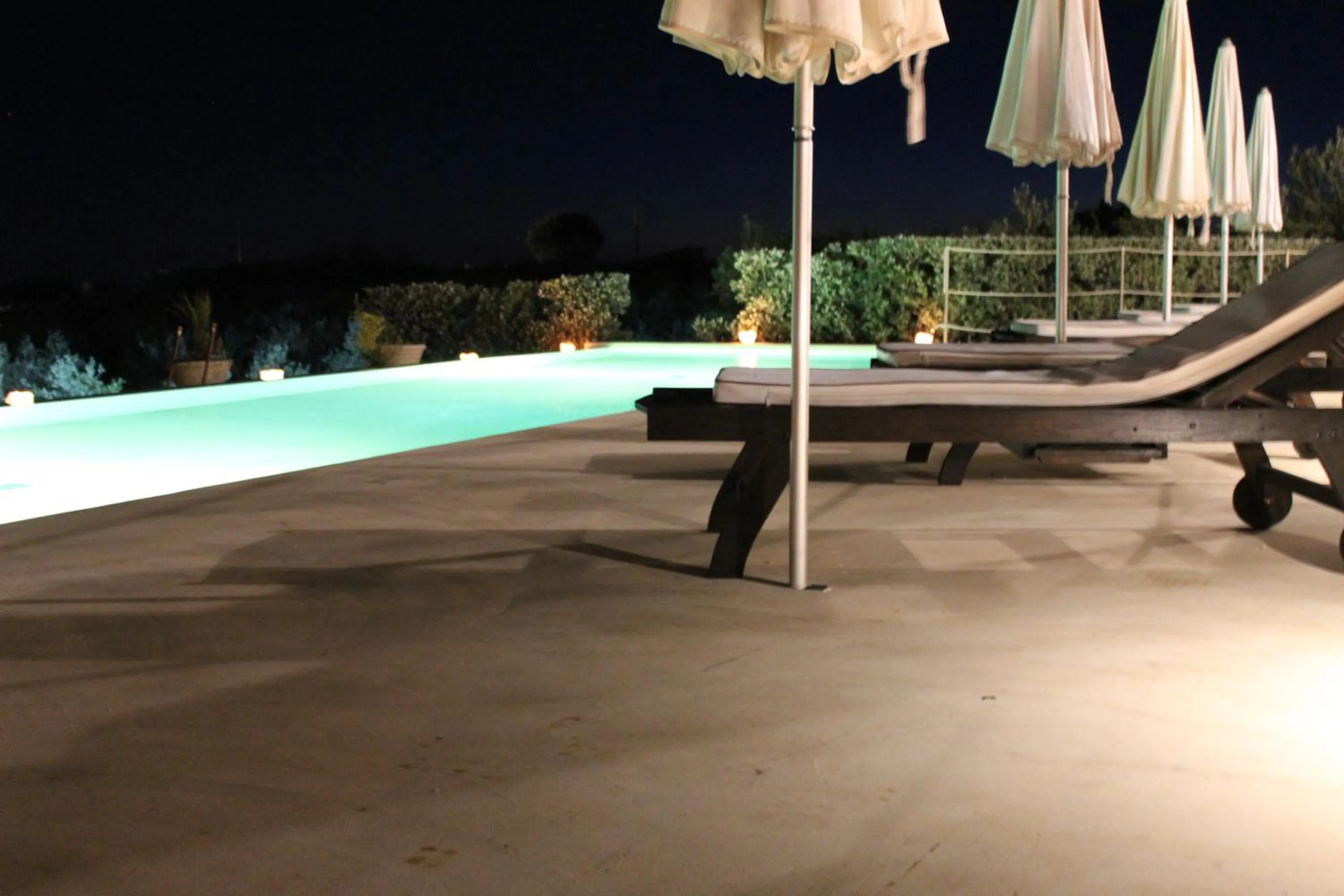 Winter, Swimming Pool in Relais Casina Miregia