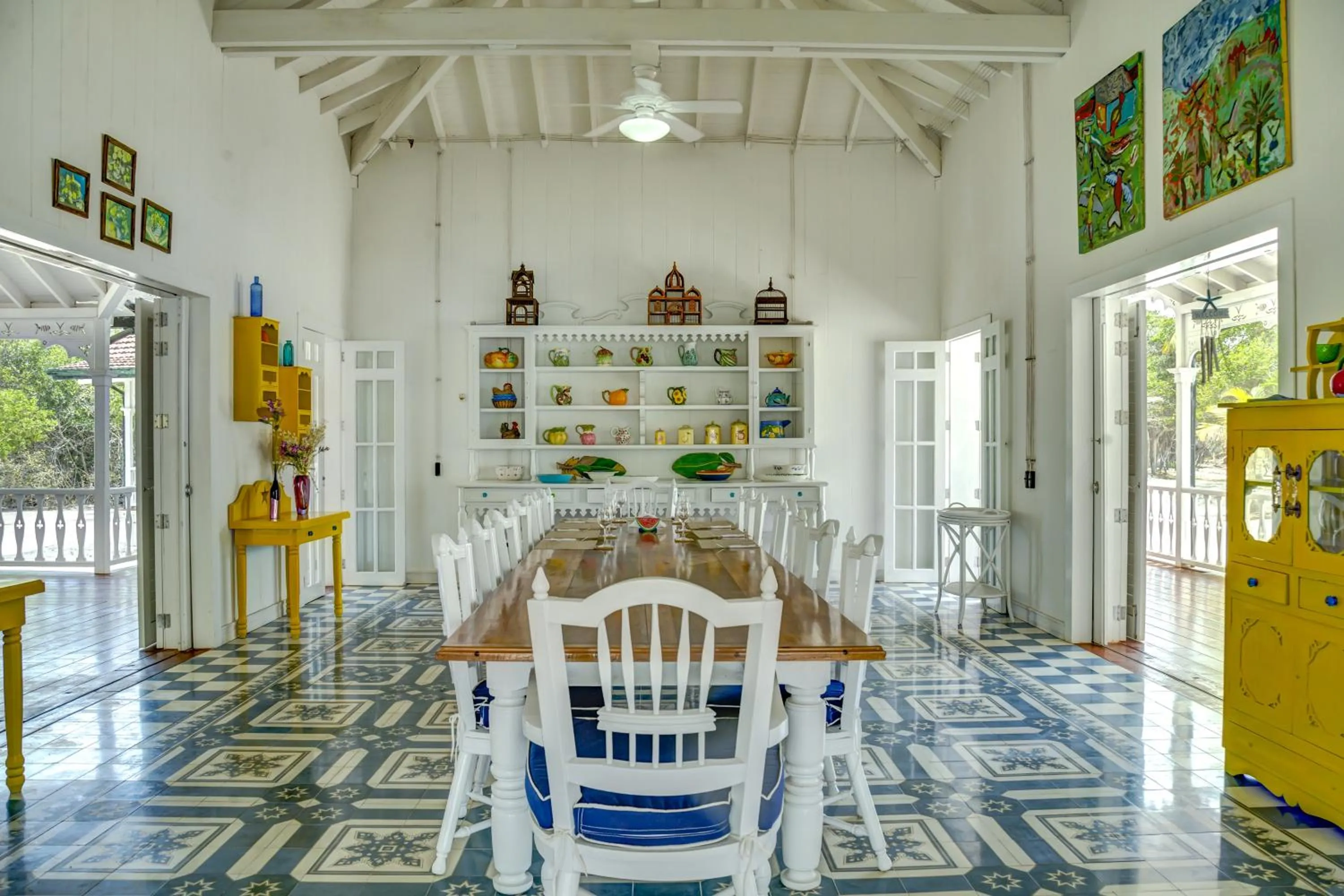 Dining area in Hotel Agua Azul Beach Resort