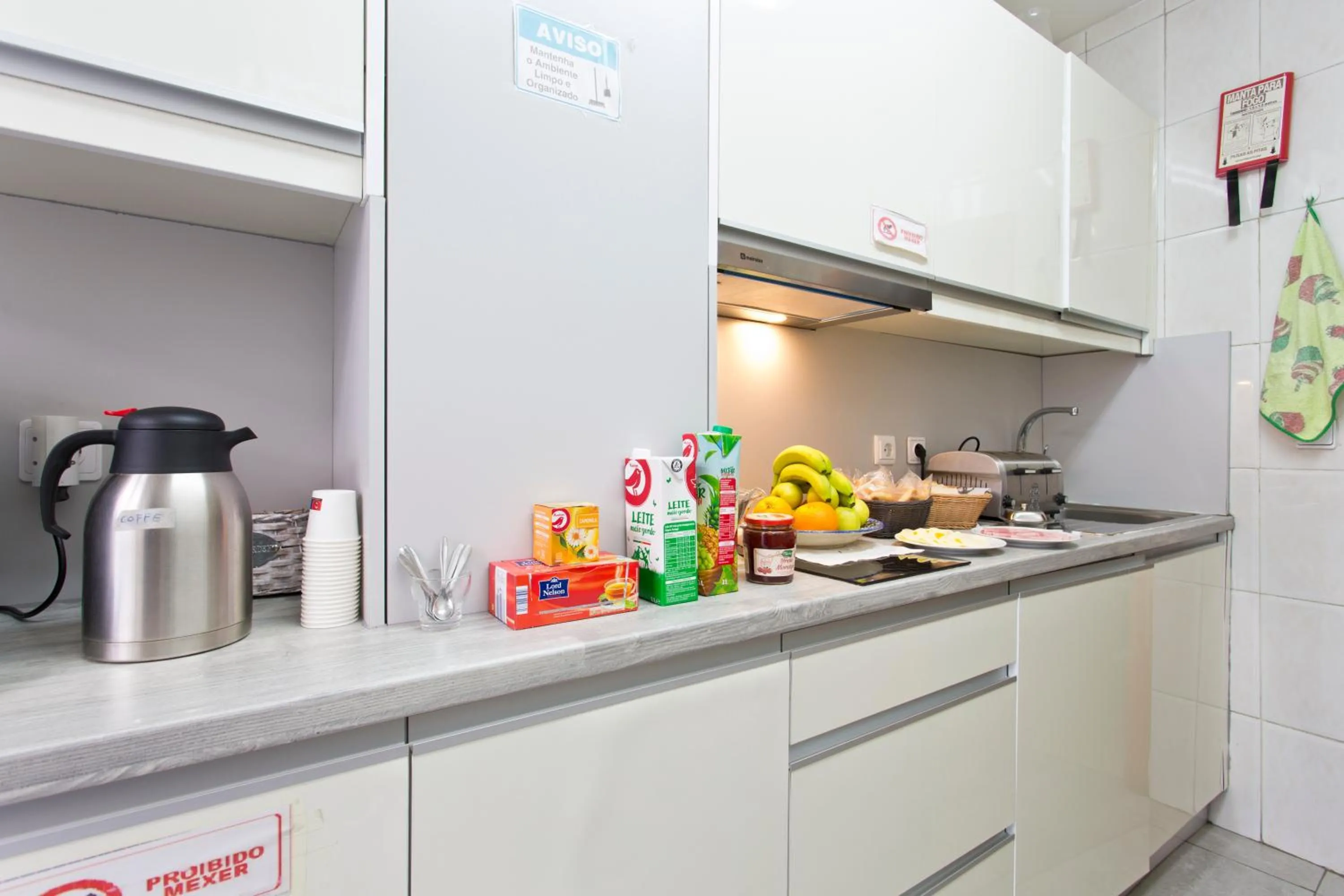 Coffee/tea facilities in Braganca Oporto