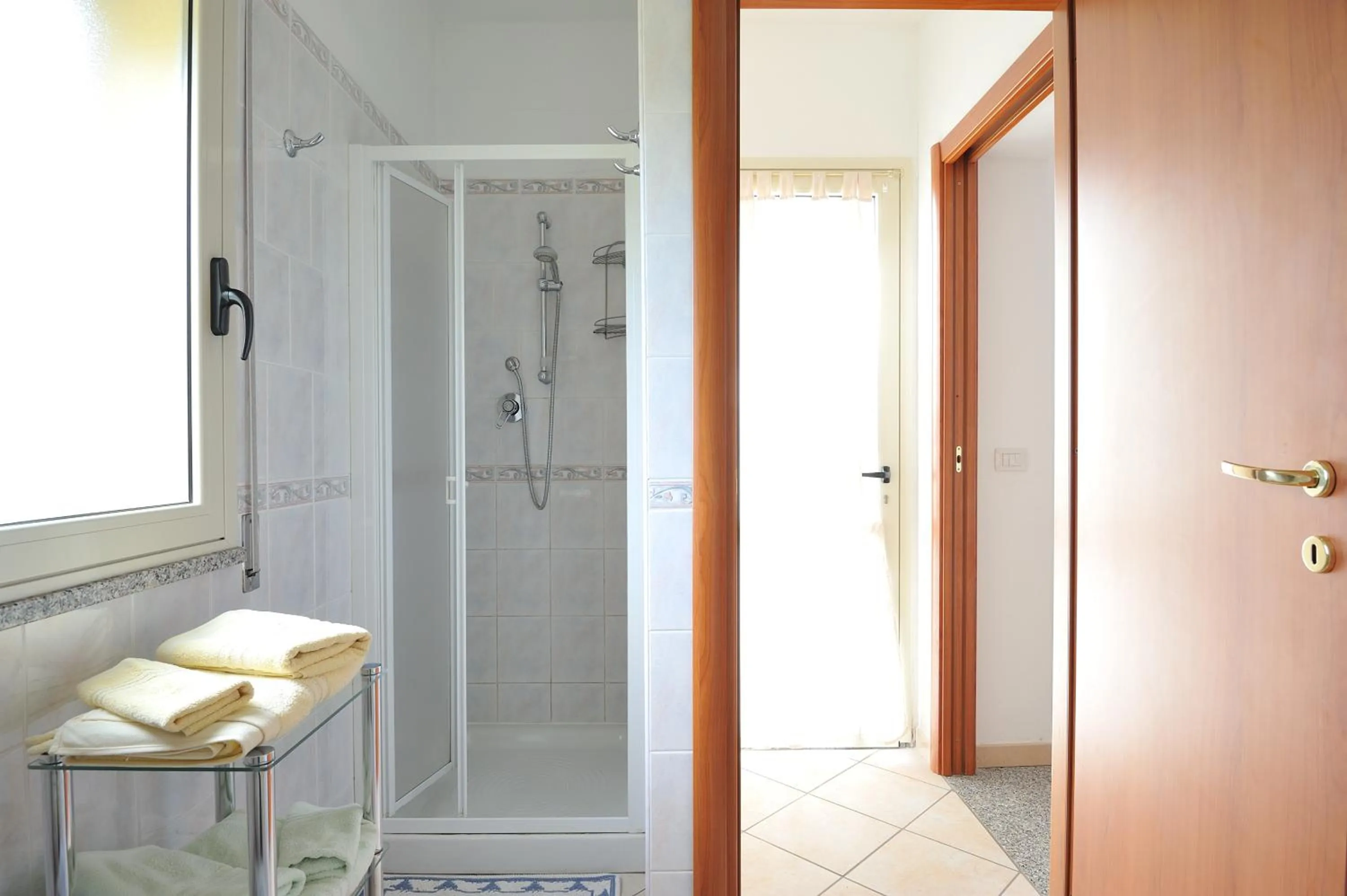 Bathroom in B&B Is Murdegus