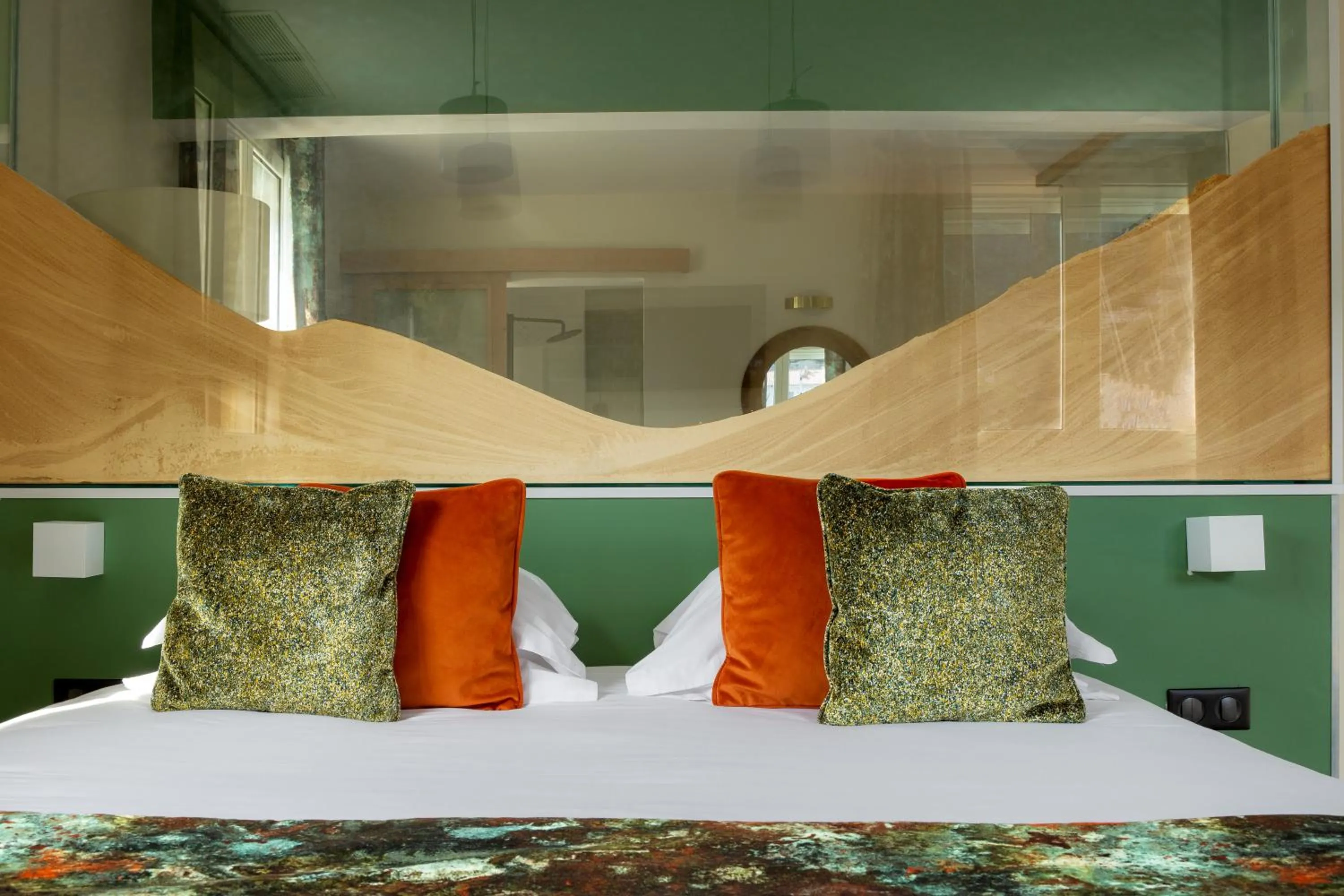 Bedroom, Bed in Solemare