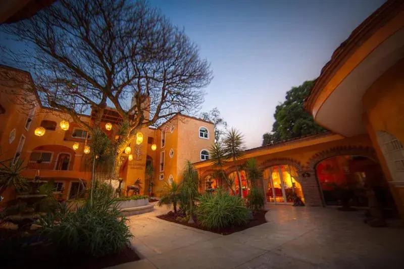 Facade/entrance in El Chante Spa Hotel Facade/entrance in El Chante Spa Hotel