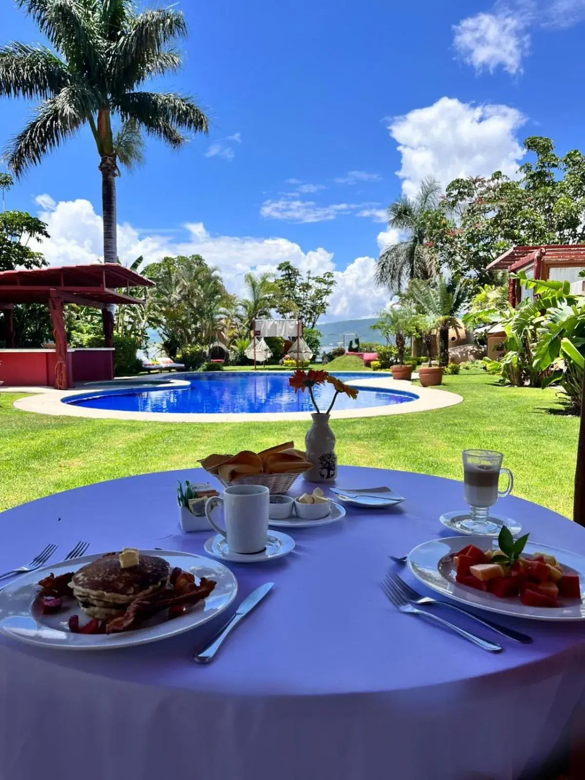 Restaurant/places to eat in El Chante Spa Hotel Restaurant/places to eat in El Chante Spa Hotel